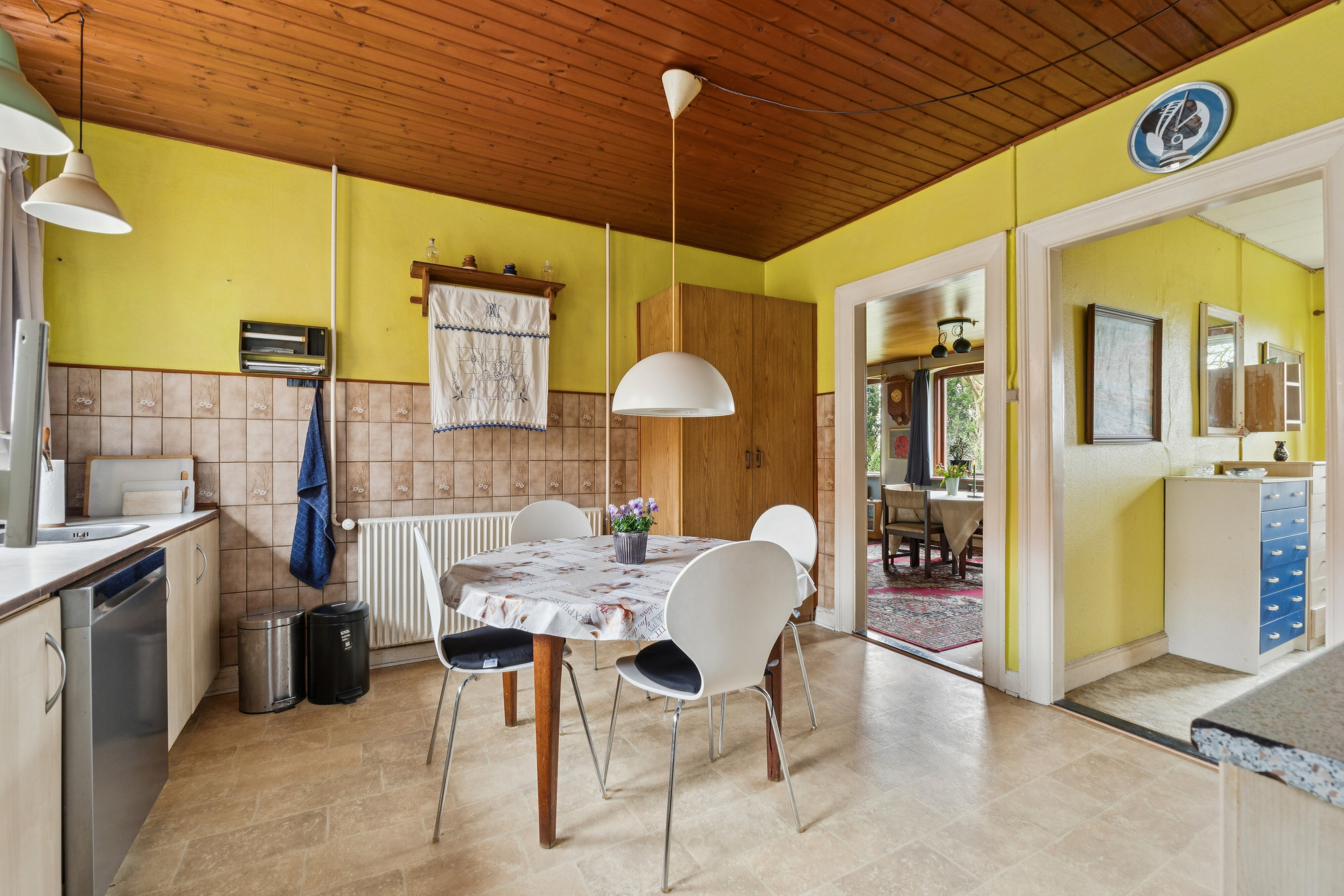 Fremhævet spisestue billede i fuldskærmstilstand. Billede af Teglværksvej 25 A og B, Revninge, 5300 Kerteminde