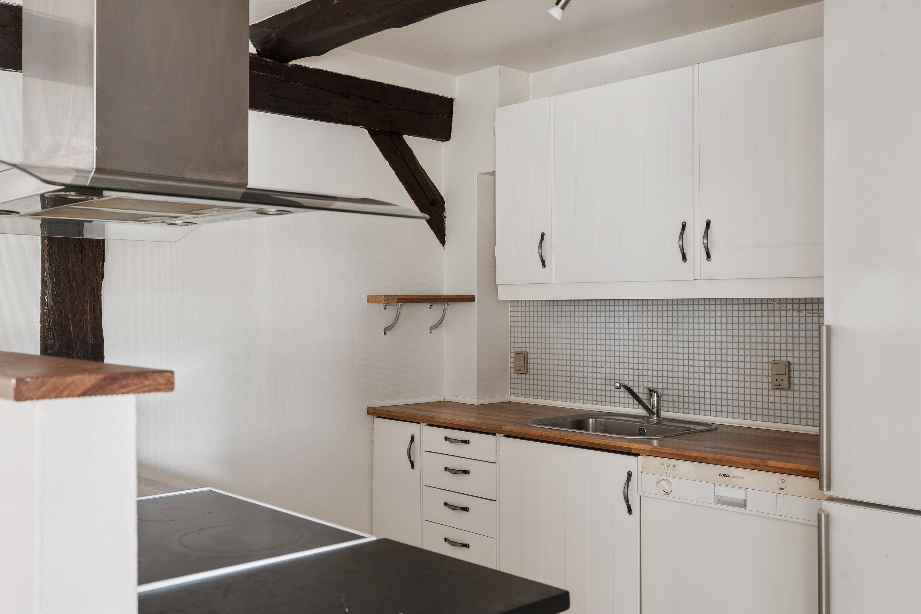 Fremhævet køkken billede i fuldskærmstilstand. Billede af Torvestræde 3, st.. 1., 4720 Præstø