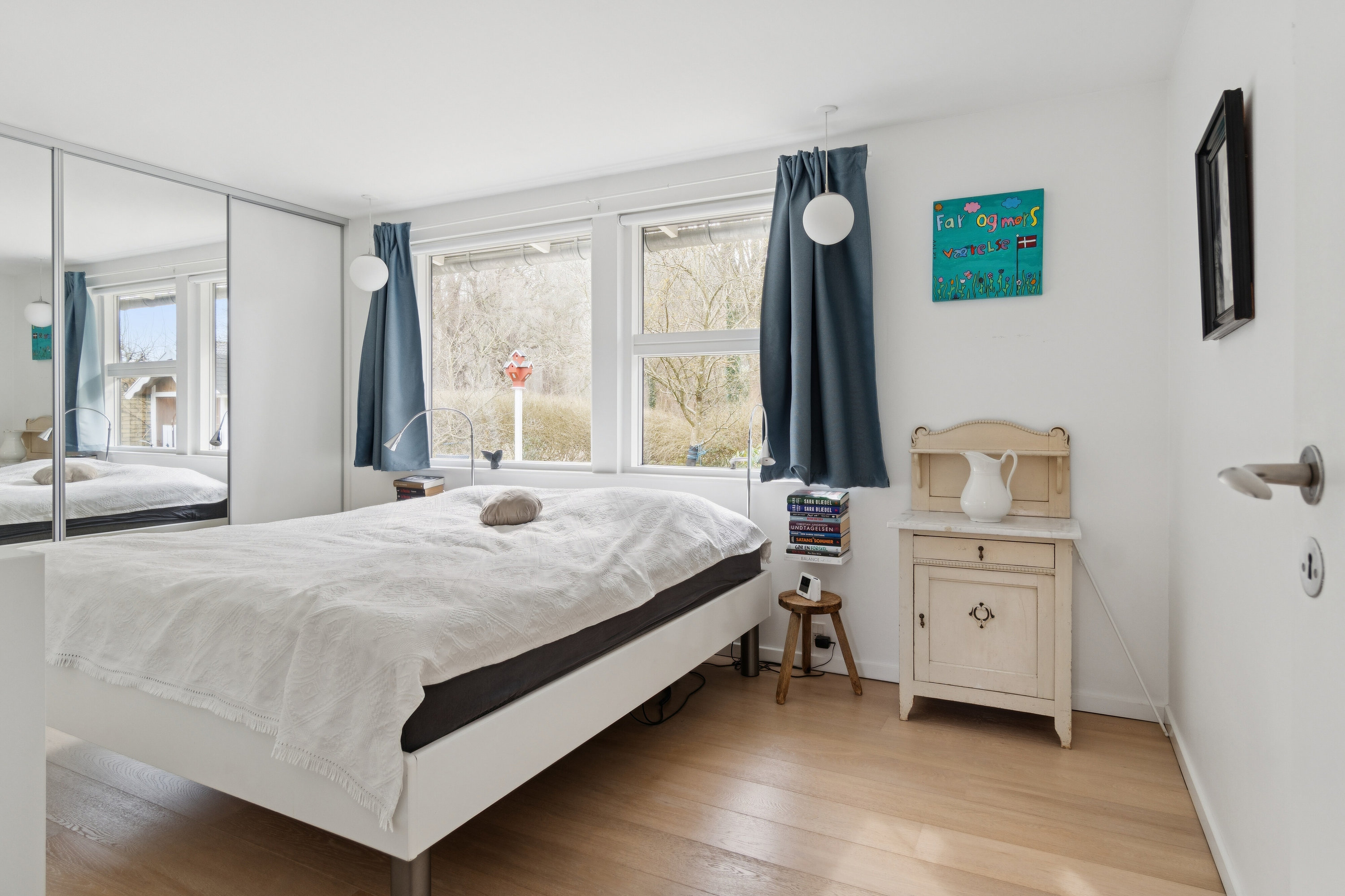 Fremhævet soveværelse billede i fuldskærmstilstand. Billede af Dyrehavegårdsvej 46B, 2800 Kongens Lyngby