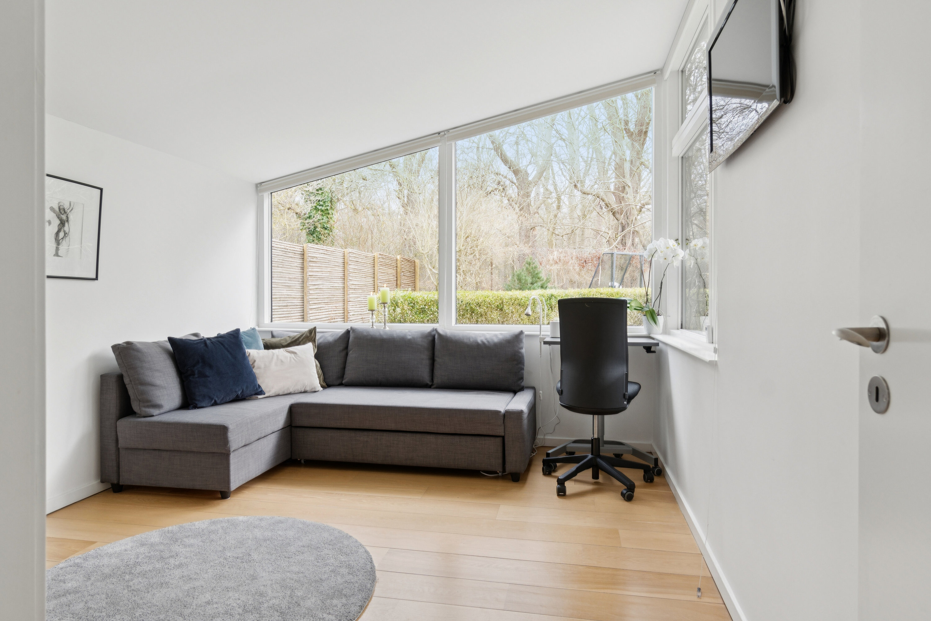 Fremhævet alrum billede i fuldskærmstilstand. Billede af Dyrehavegårdsvej 46B, 2800 Kongens Lyngby