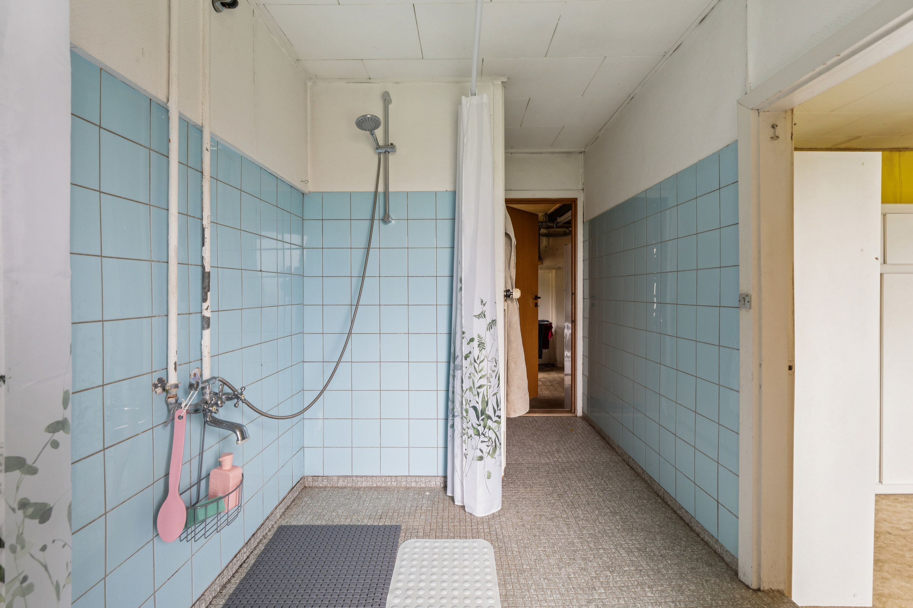 Fremhævet badeværelse billede i fuldskærmstilstand. Billede af Teglværksvej 25 A og B, Revninge, 5300 Kerteminde