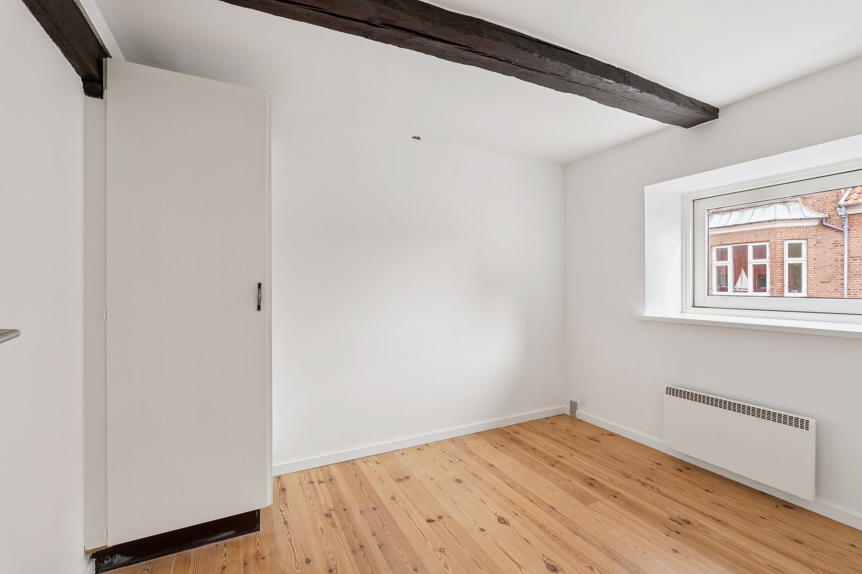 Fremhævet værelse billede i fuldskærmstilstand. Billede af Torvestræde 3, st.. 1., 4720 Præstø