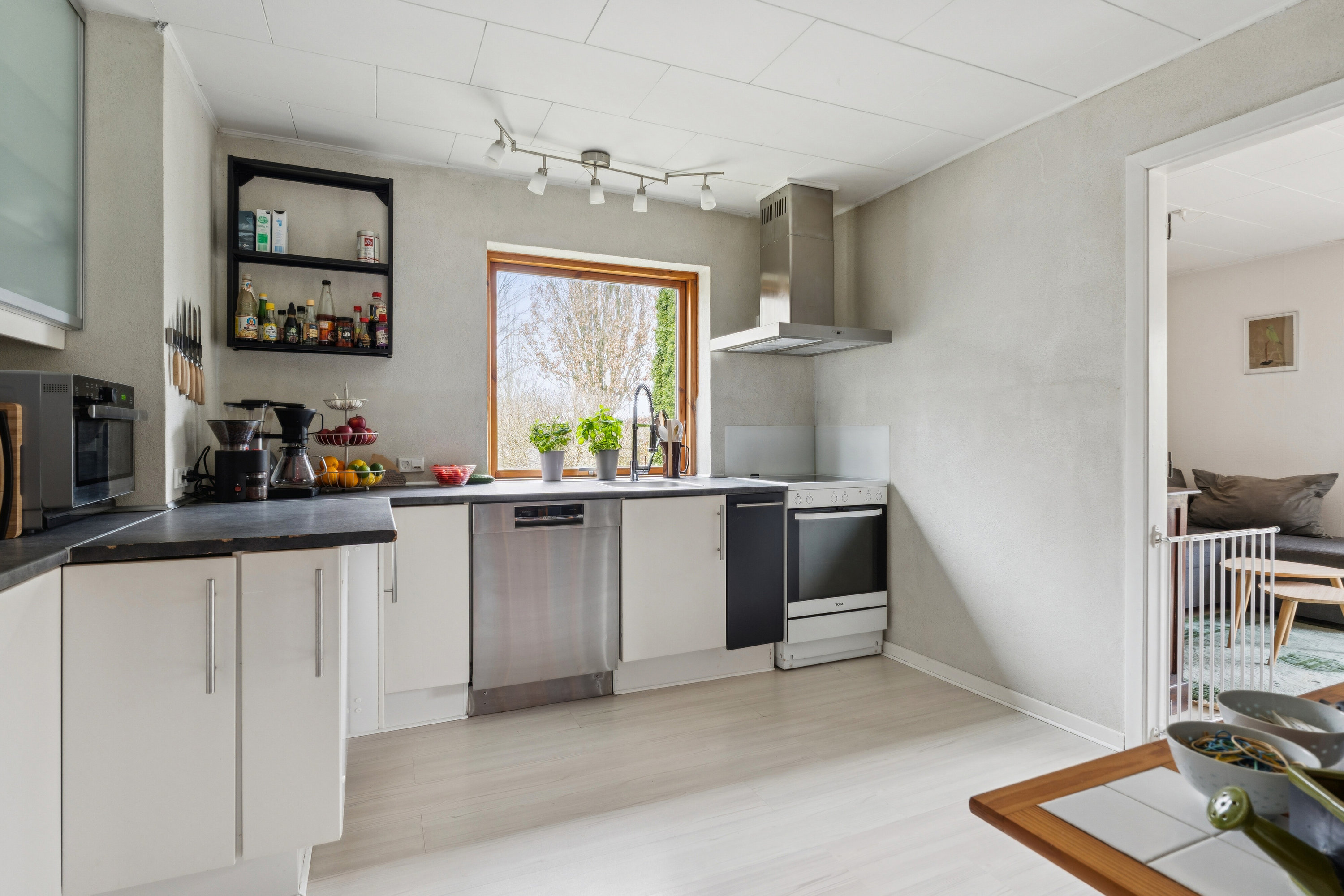 Fremhævet køkken billede i fuldskærmstilstand. Billede af Teglværksvej 25 A og B, Revninge, 5300 Kerteminde