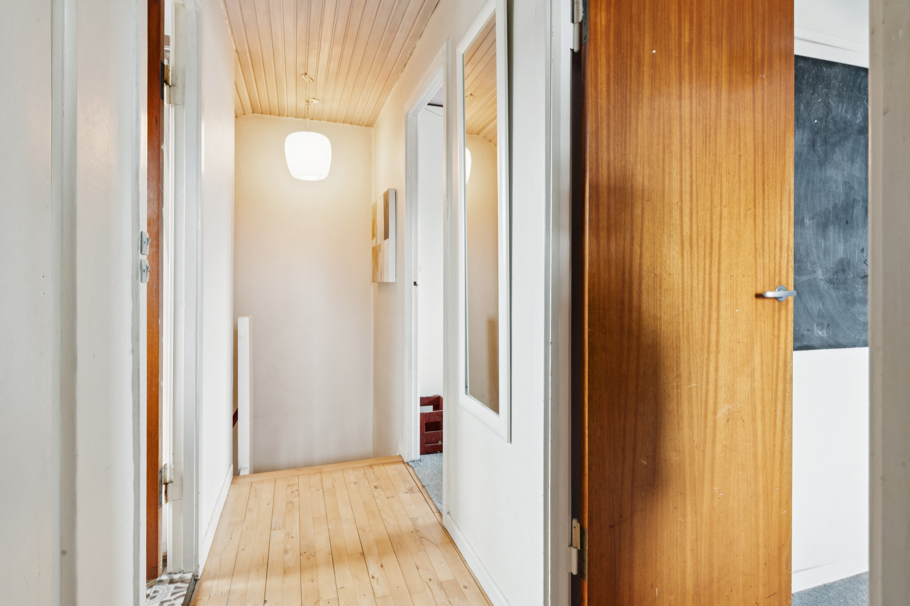 Fremhævet gang billede i fuldskærmstilstand. Billede af Stengårdsvænge 106, 2800 Kongens Lyngby