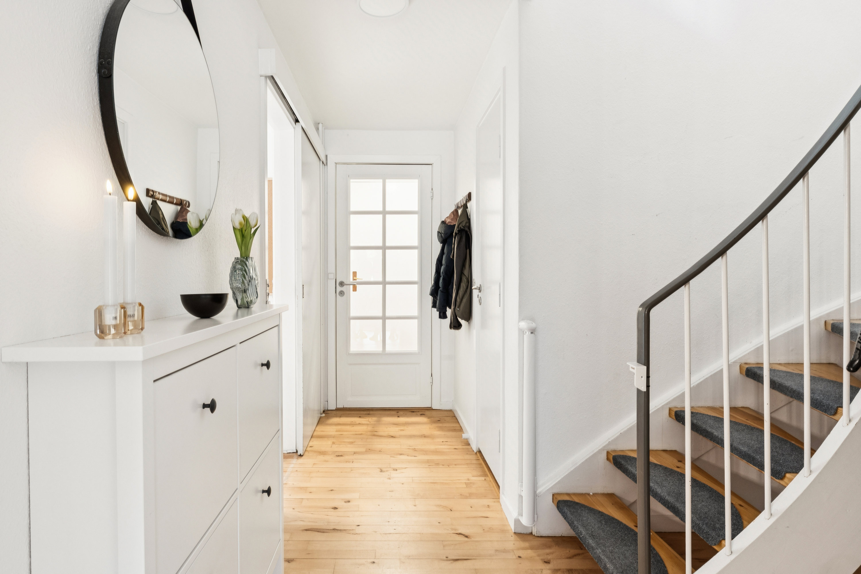 Fremhævet entré billede i fuldskærmstilstand. Billede af Godske Lindenovs Vej 121, Gug, 9210 Aalborg SØ