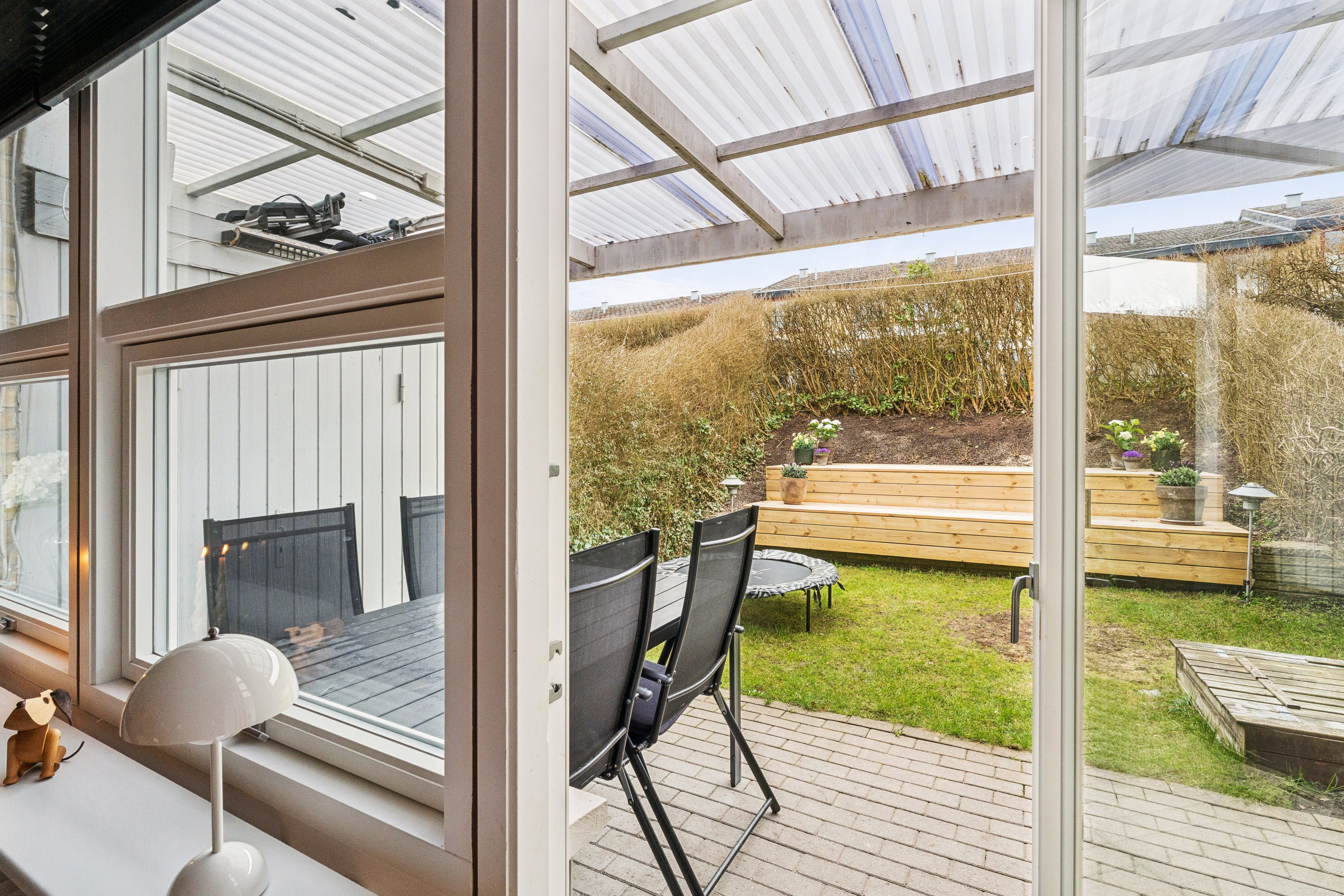 Fremhævet terrasse billede i fuldskærmstilstand. Billede af Godske Lindenovs Vej 121, Gug, 9210 Aalborg SØ