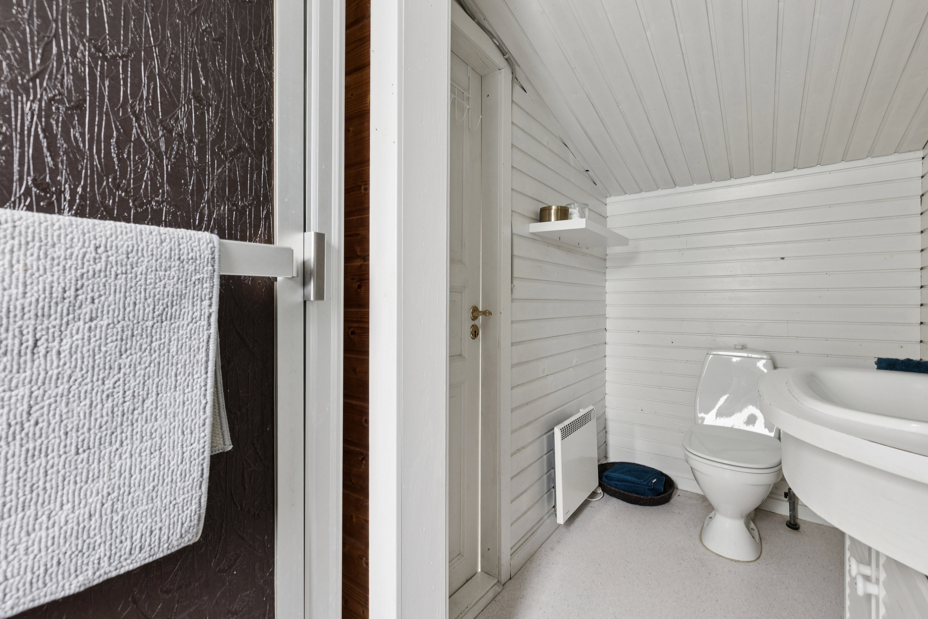 Fremhævet badeværelse billede i fuldskærmstilstand. Billede af Hejrevej 10, Reersø, 4281 Gørlev