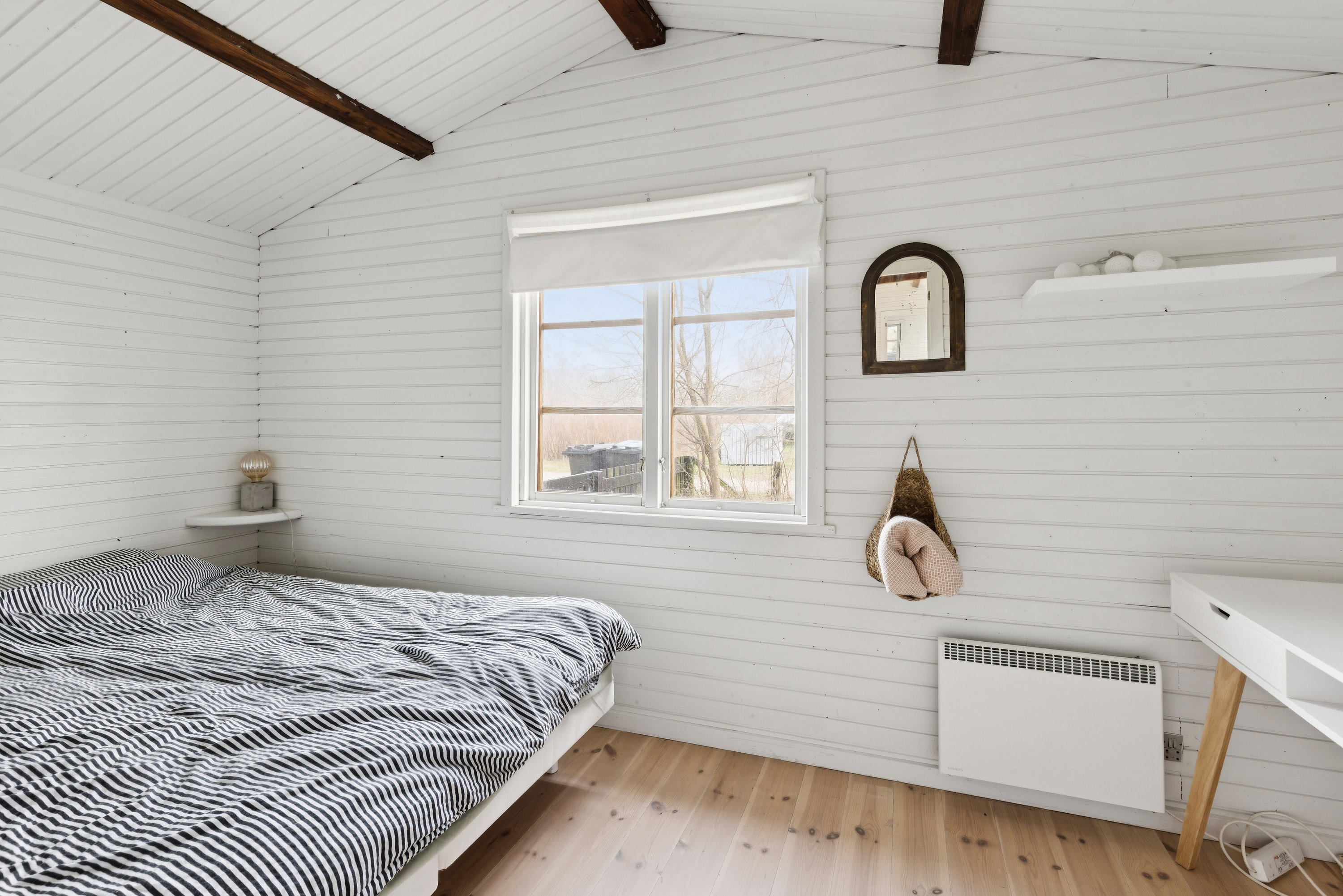 Fremhævet soveværelse billede i fuldskærmstilstand. Billede af Hejrevej 10, Reersø, 4281 Gørlev