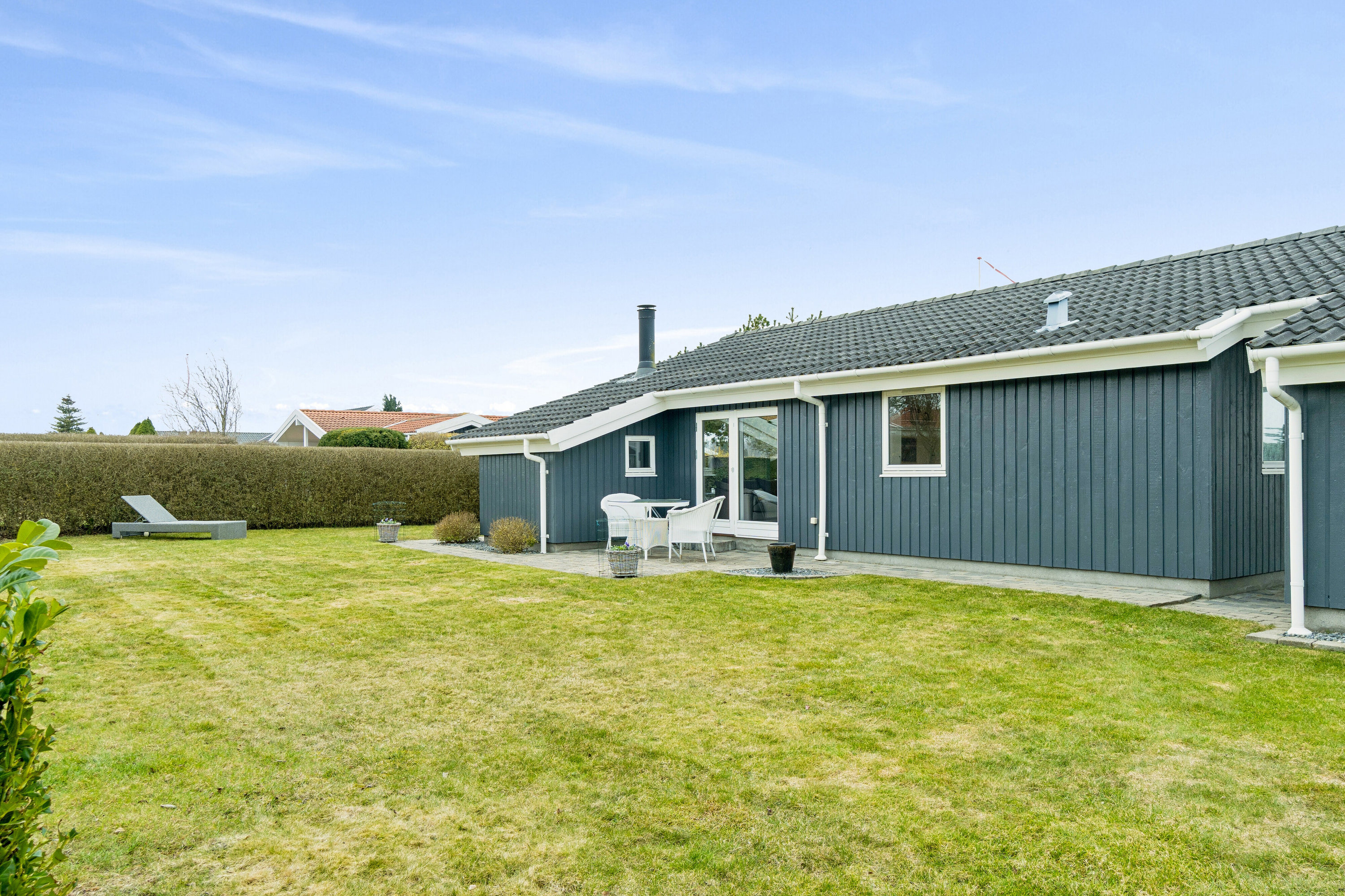 Fremhævet set fra haven billede i fuldskærmstilstand. Billede af Krageholmsvej 56, Enø, 4736 Karrebæksminde