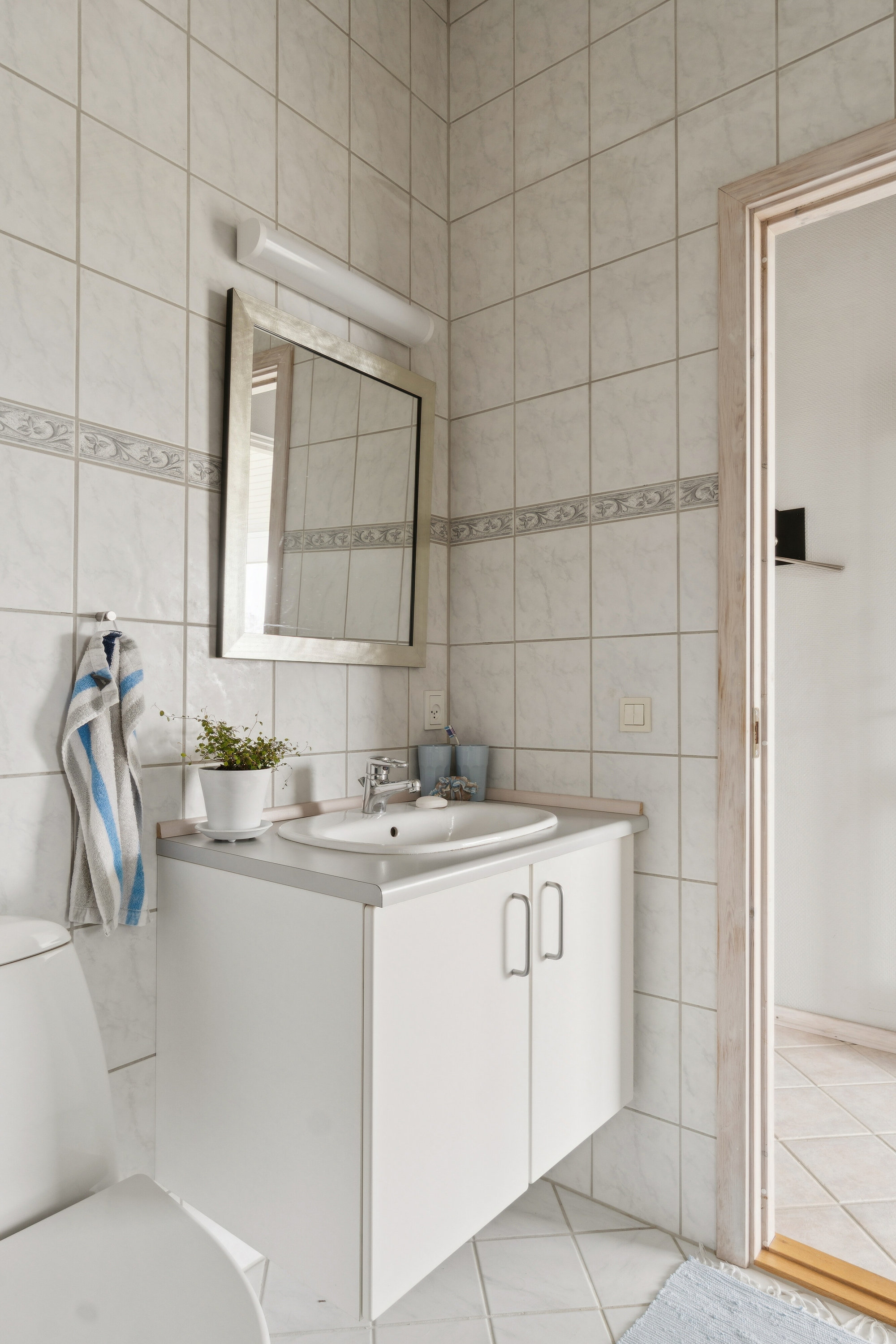 Fremhævet badeværelse billede i fuldskærmstilstand. Billede af Krageholmsvej 56, Enø, 4736 Karrebæksminde