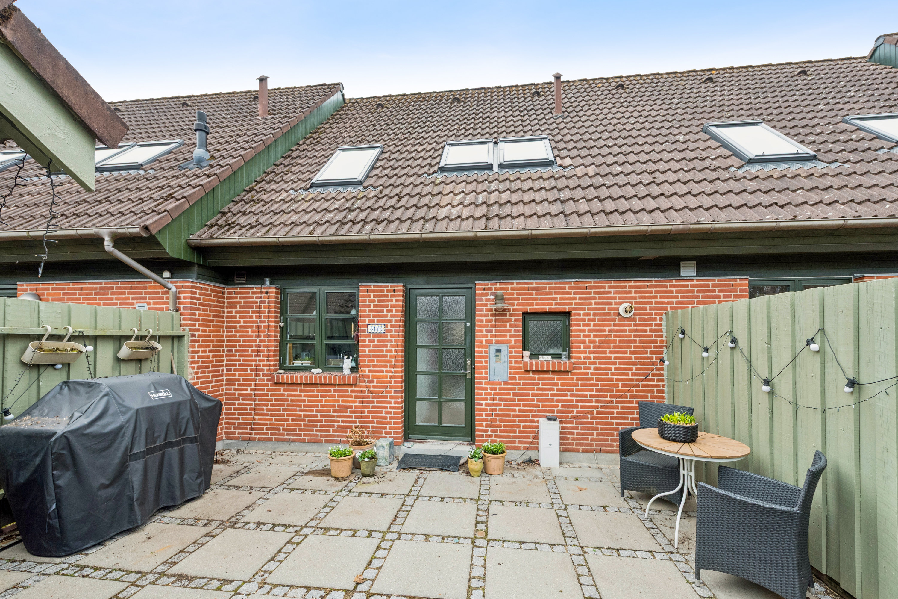 Fremhævet terrasse billede i fuldskærmstilstand. Billede af Gammelmosevej 317E, 2880 Bagsværd