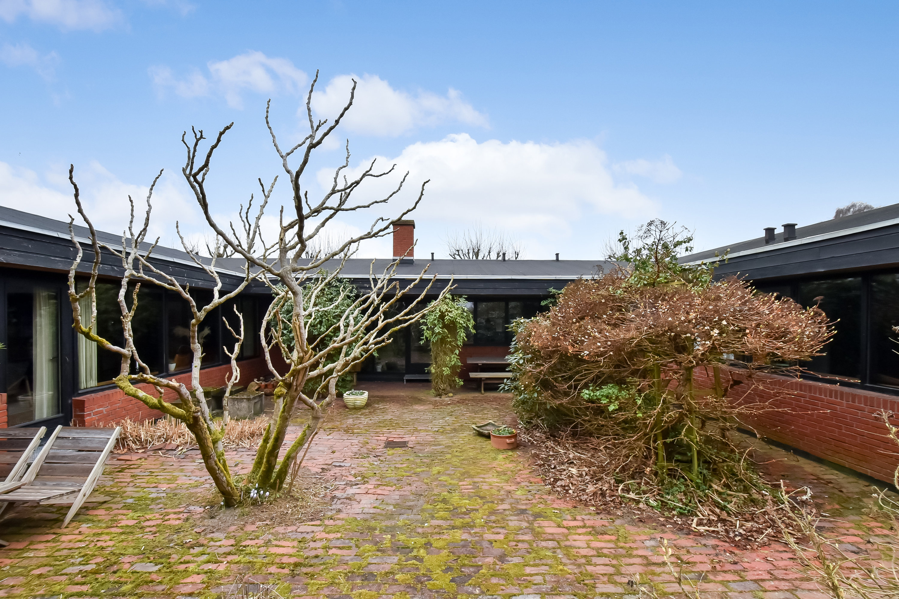 Fremhævet gårdhave billede i fuldskærmstilstand. Billede af Schubertsvej 3, 7400 Herning