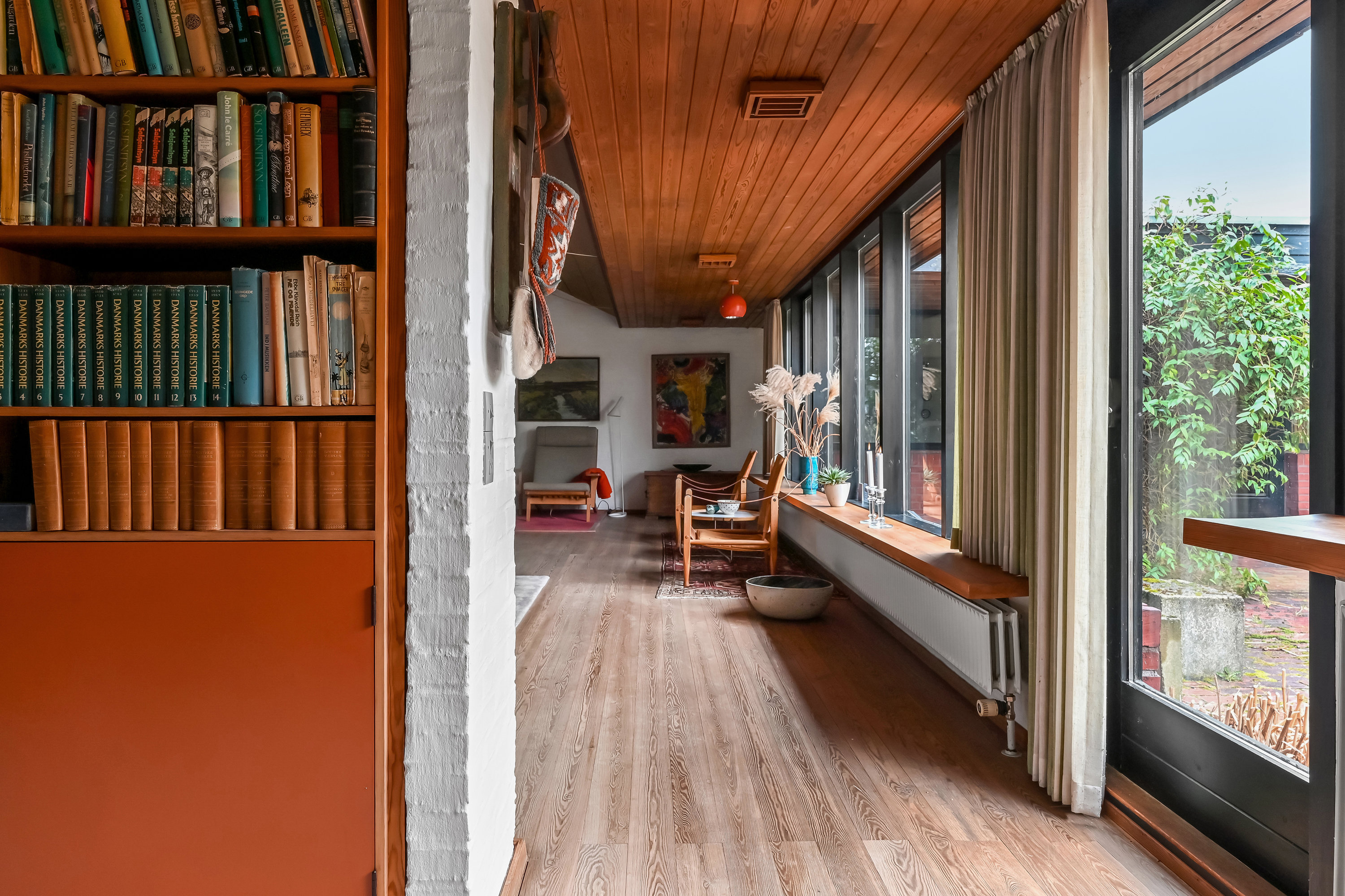 Fremhævet stue billede i fuldskærmstilstand. Billede af Schubertsvej 3, 7400 Herning