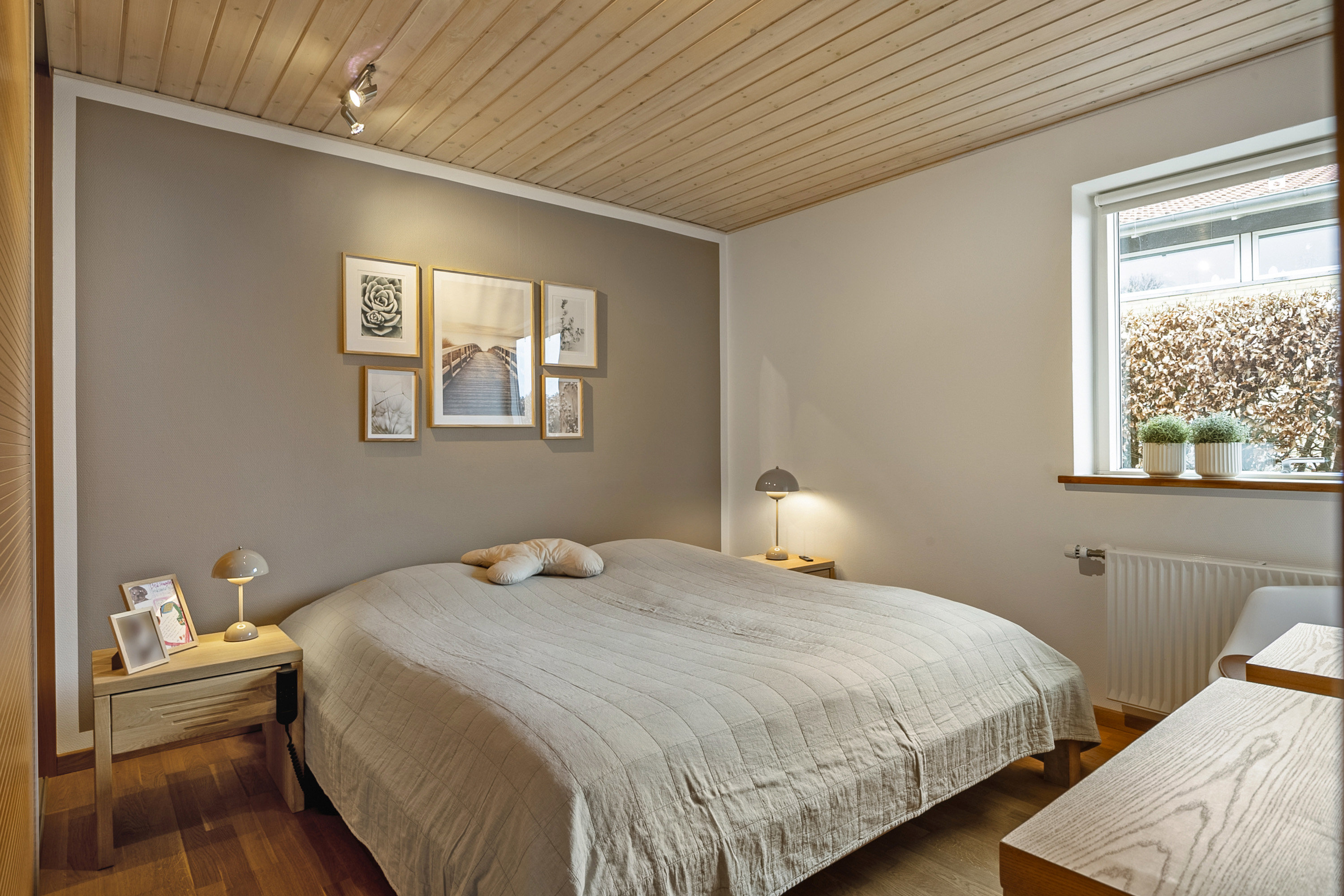 Fremhævet soveværelse billede i fuldskærmstilstand. Billede af Skovhøj 44, 6200 Aabenraa