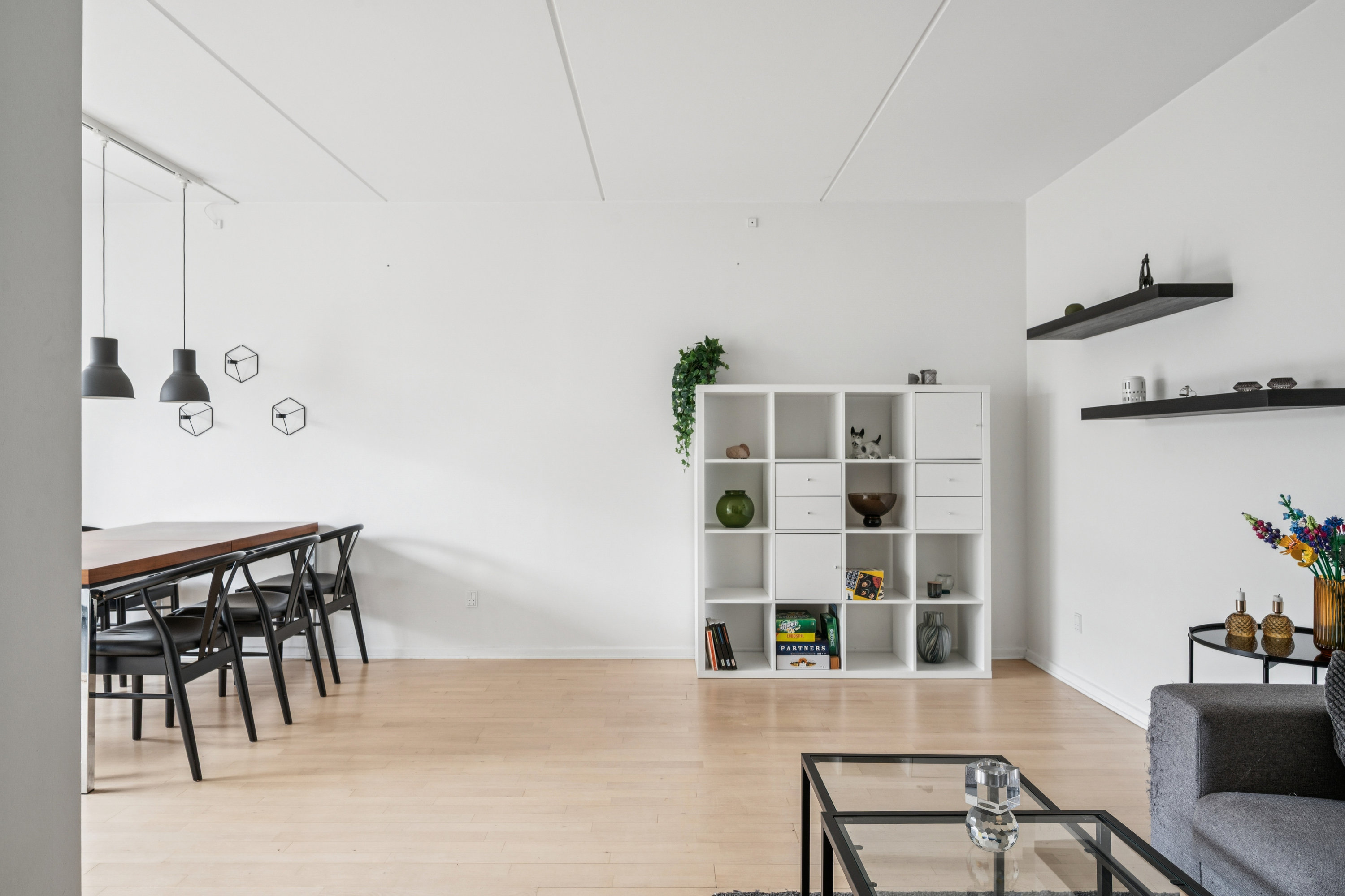 Fremhævet stue billede i fuldskærmstilstand. Billede af Brobjerg Parkvej 95, st.. 1., 8250 Egå