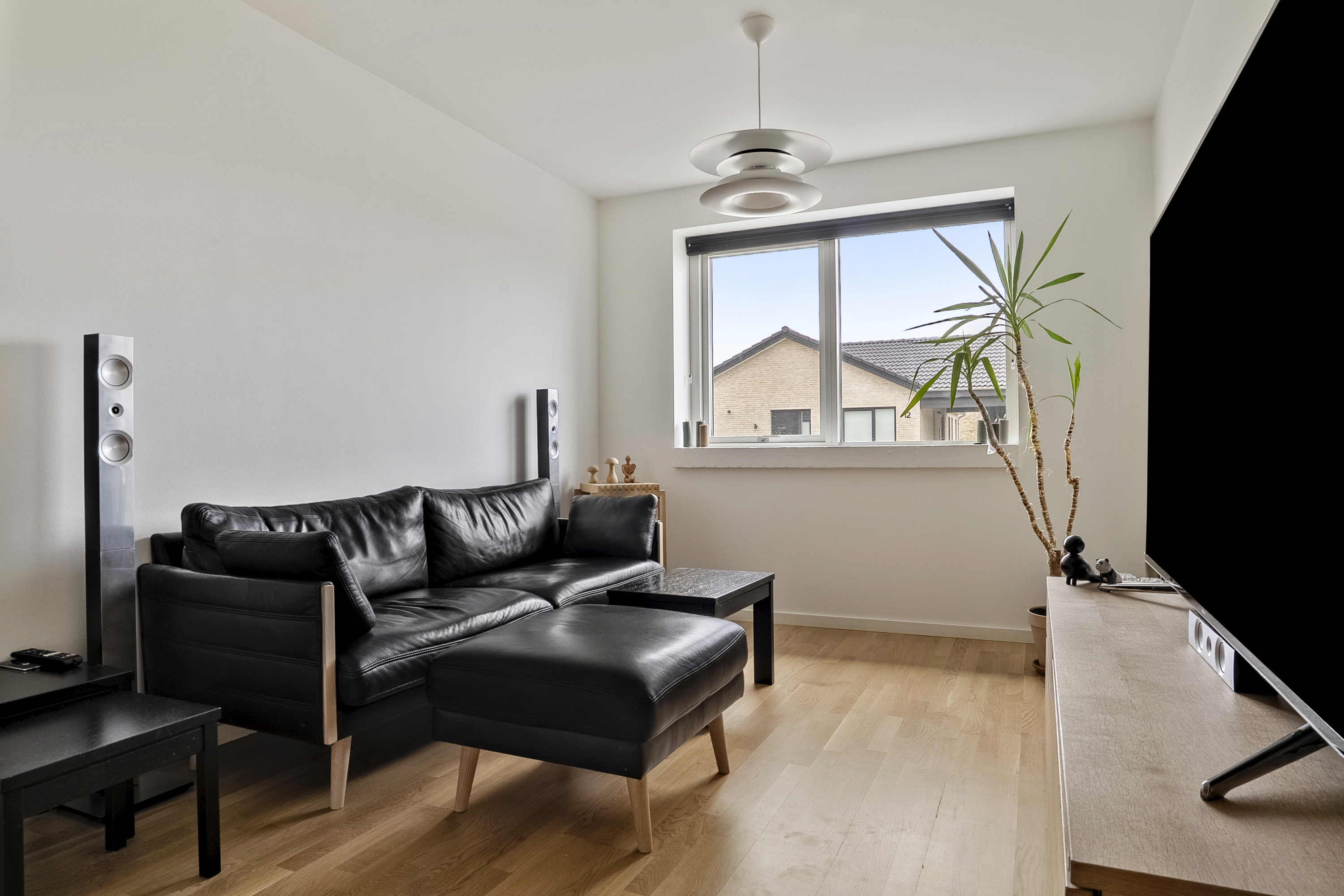 Fremhævet stue billede i fuldskærmstilstand. Billede af Normandshave 7, 8700 Horsens