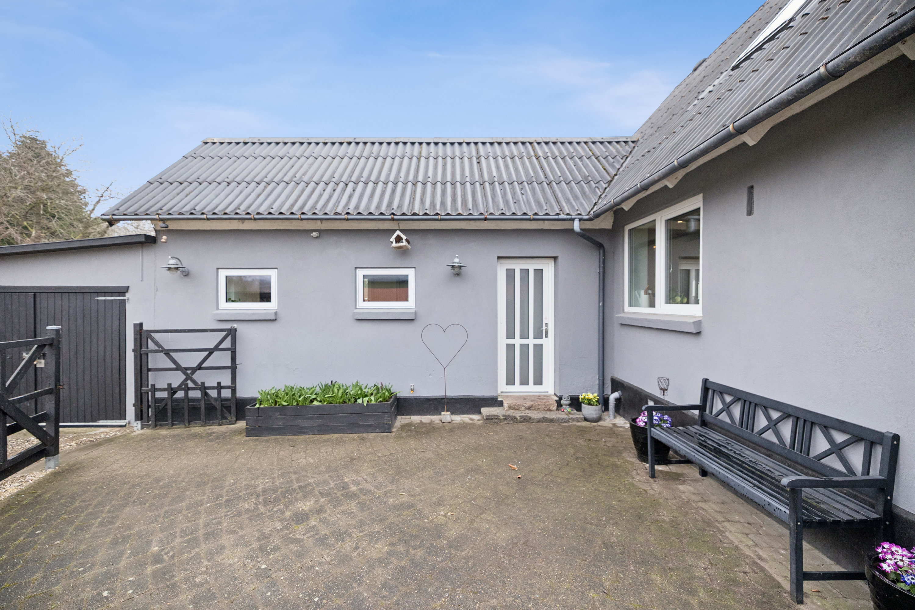 Fremhævet terrasse billede i fuldskærmstilstand. Billede af Rævebakken 1, 9500 Hobro