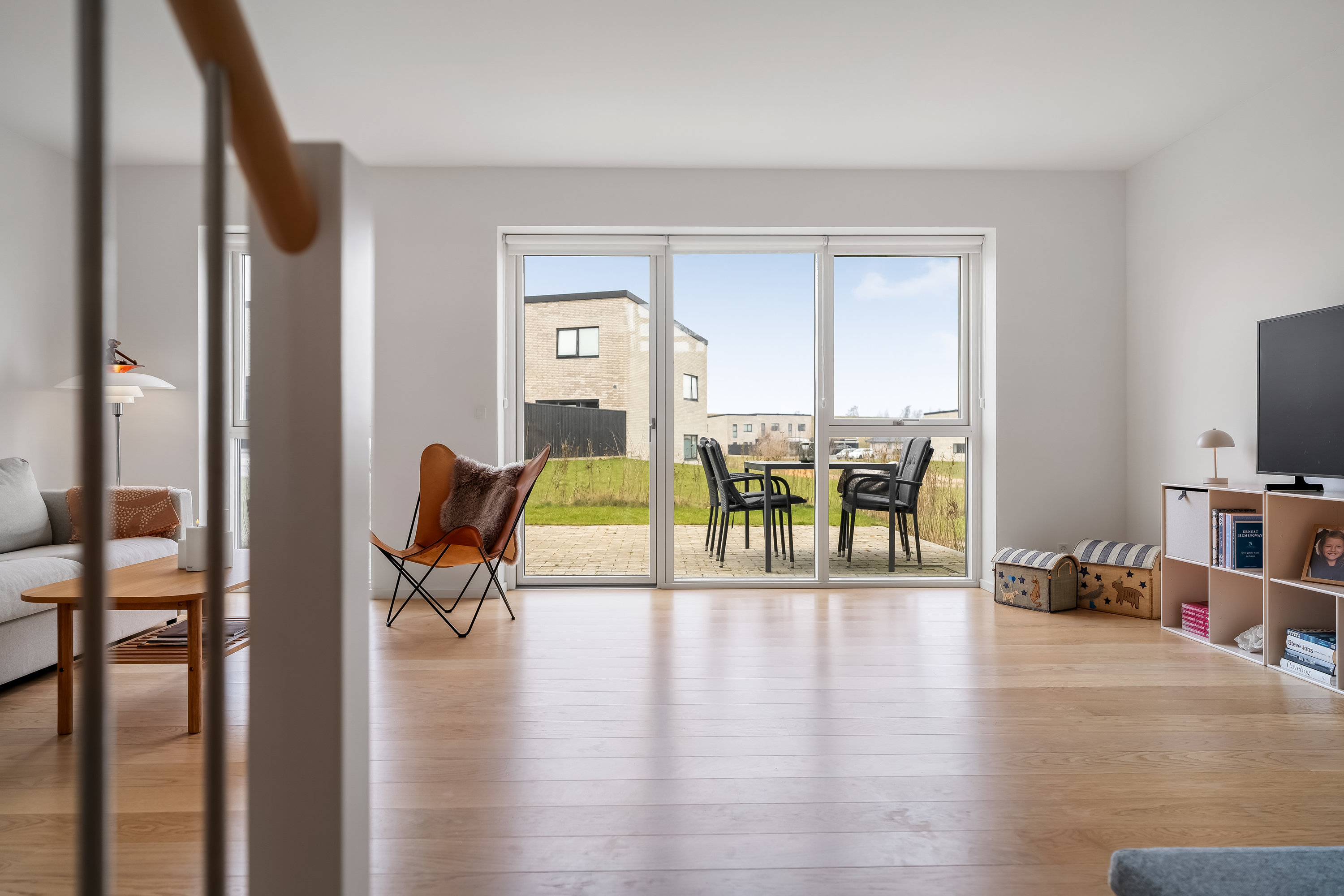 Fremhævet stue billede i fuldskærmstilstand. Billede af Amorbuen 27, 3400 Hillerød