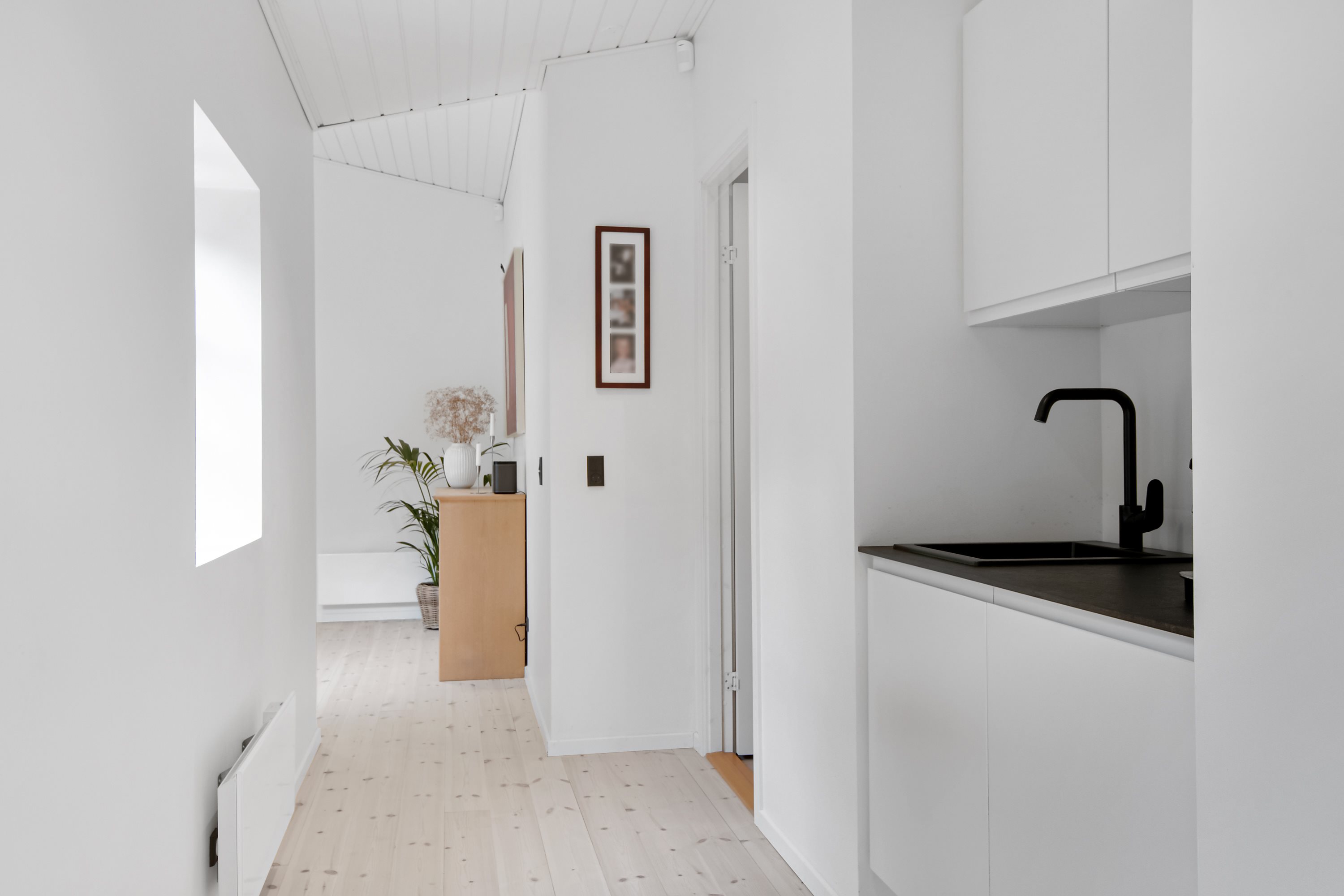 Fremhævet gang billede i fuldskærmstilstand. Billede af Mølleskoven 52, 9260 Gistrup