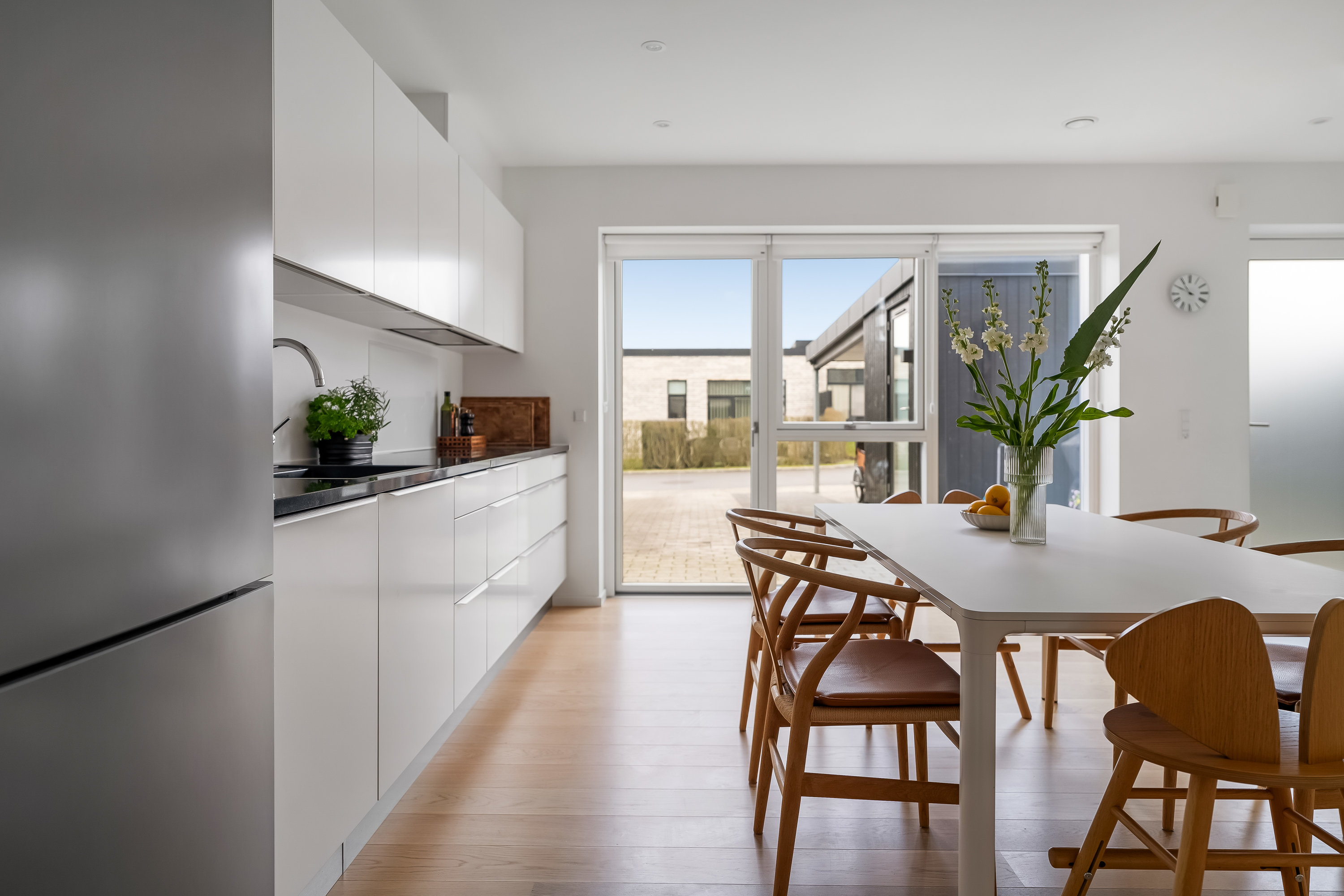 Fremhævet stue billede i fuldskærmstilstand. Billede af Amorbuen 27, 3400 Hillerød