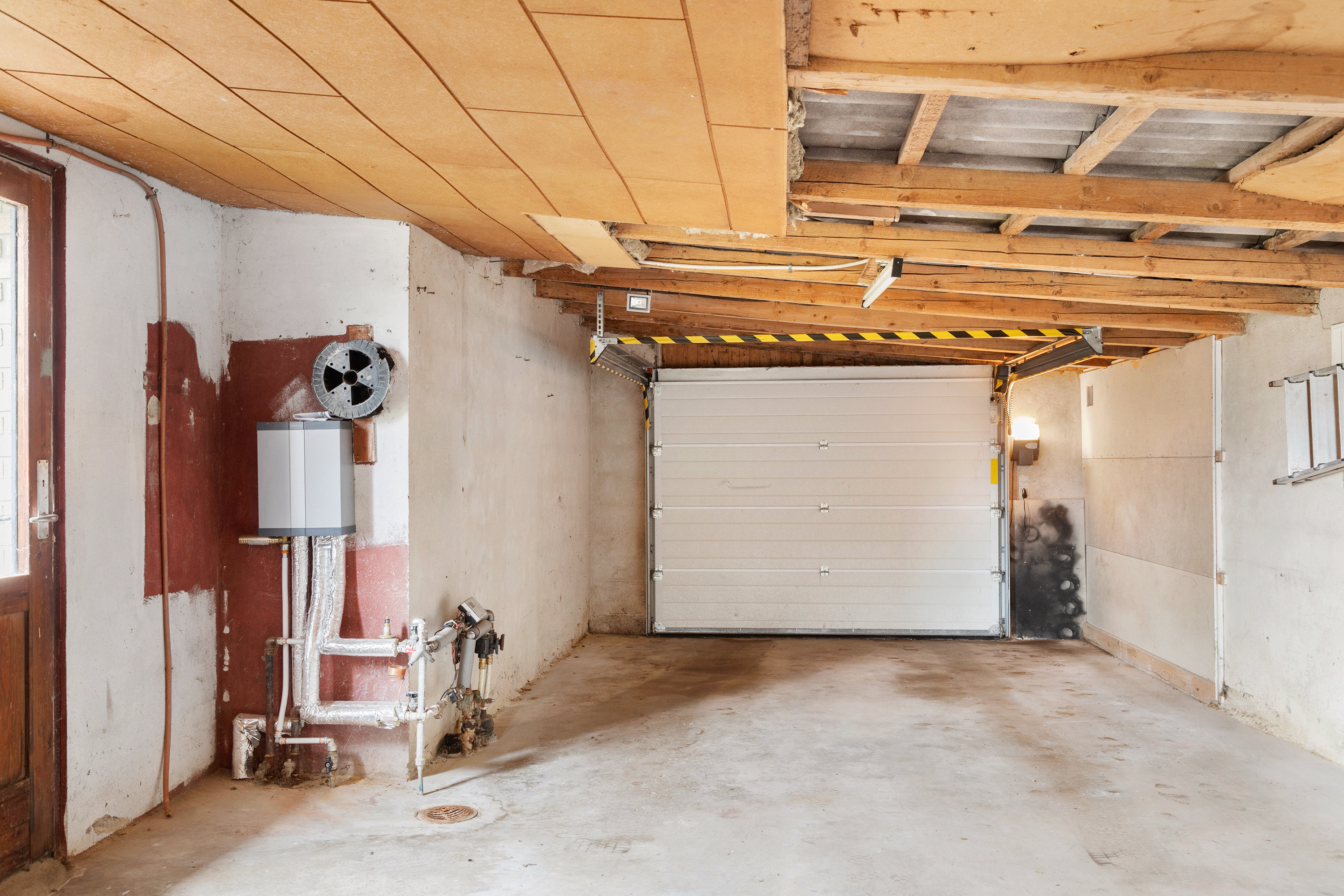 Fremhævet garage billede i fuldskærmstilstand. Billede af Pilevej 16, 9620 Aalestrup