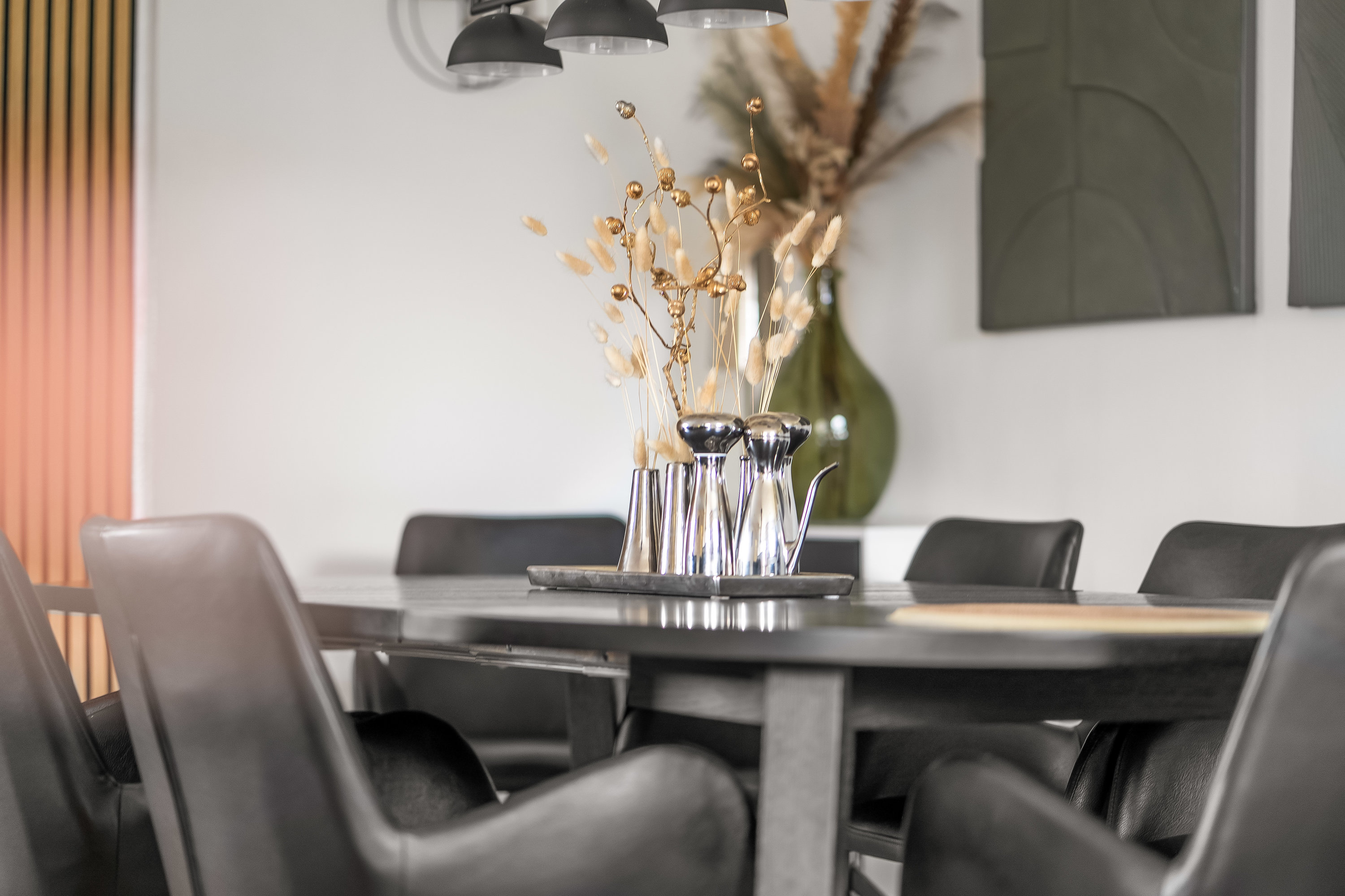 Fremhævet stue billede i fuldskærmstilstand. Billede af Holmegårdsparken 42, Store Lyngby, 3320 Skævinge