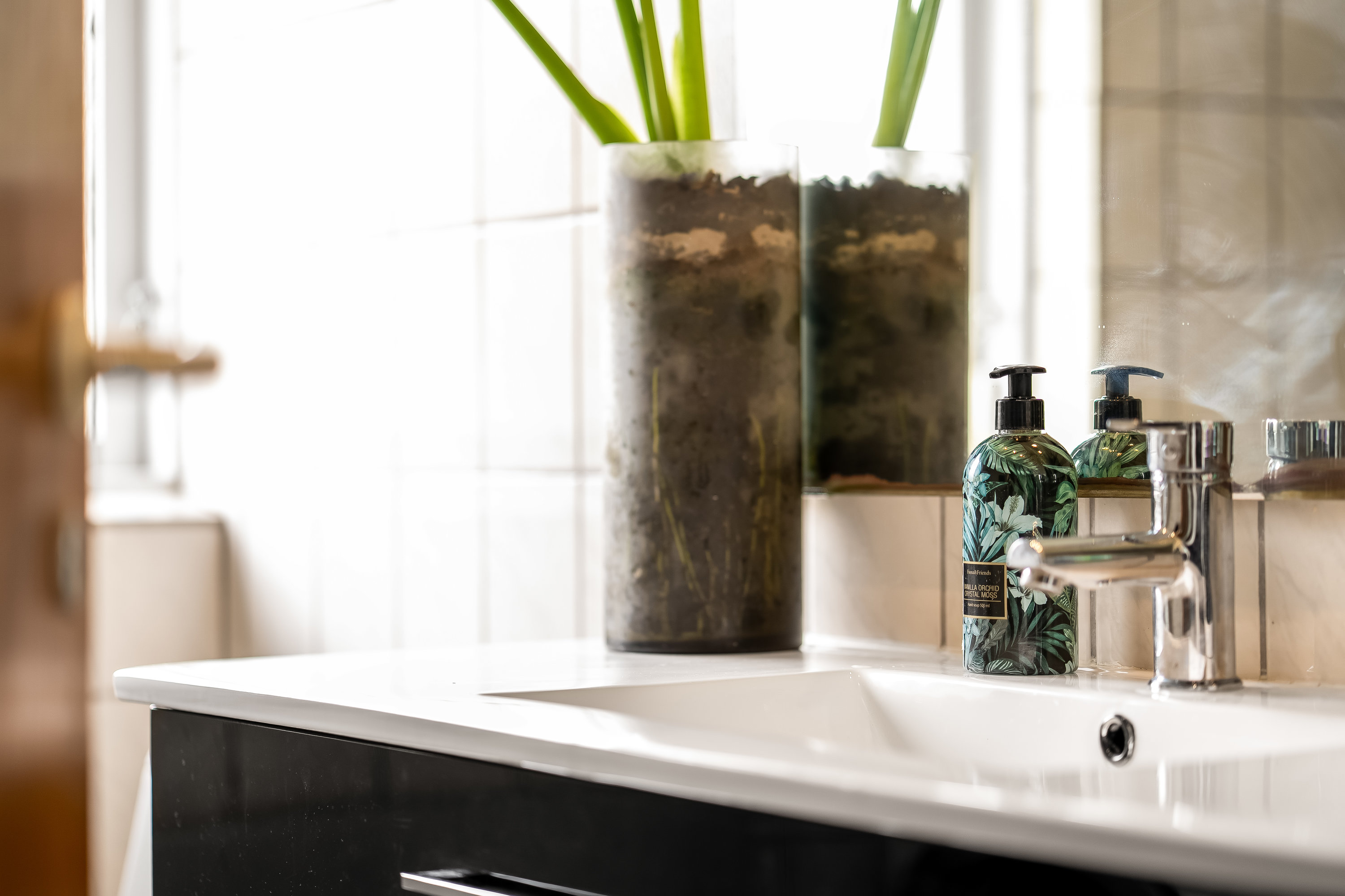 Fremhævet køkken billede i fuldskærmstilstand. Billede af Holmegårdsparken 42, Store Lyngby, 3320 Skævinge