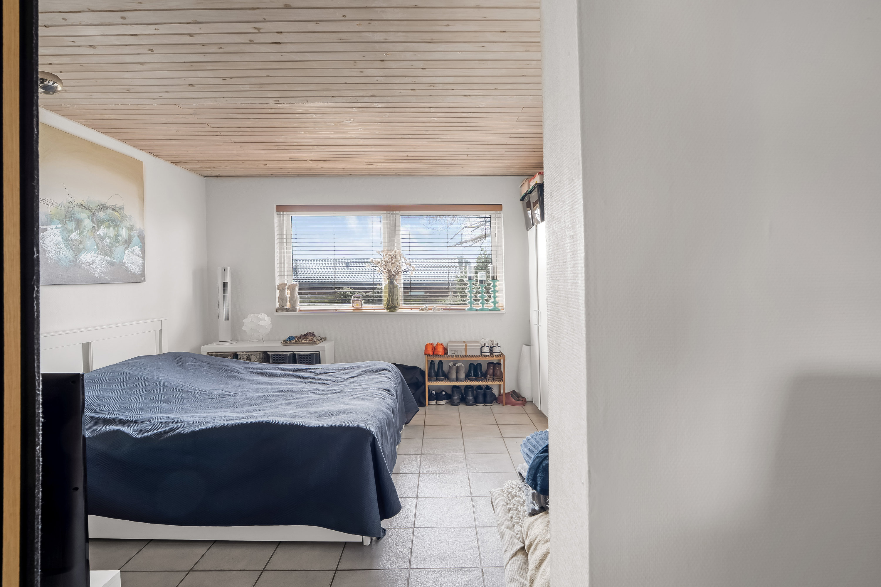 Fremhævet soveværelse billede i fuldskærmstilstand. Billede af Holmegårdsparken 42, Store Lyngby, 3320 Skævinge