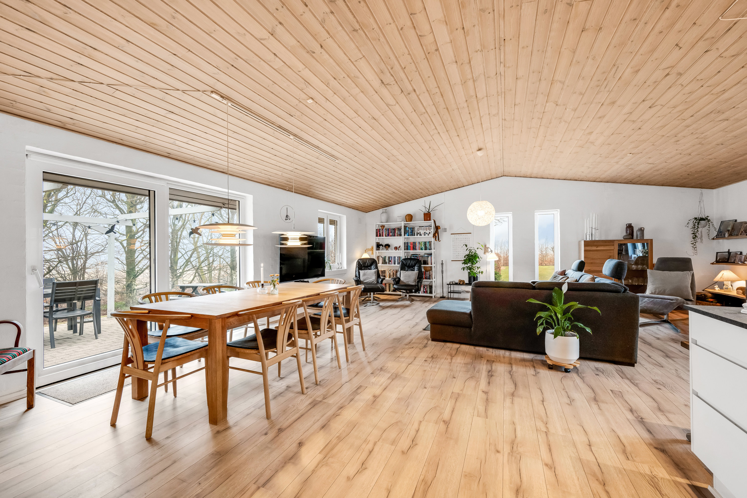 Fremhævet alrum billede i fuldskærmstilstand. Billede af Albækvej 8, Fjelstervang, 6920 Videbæk