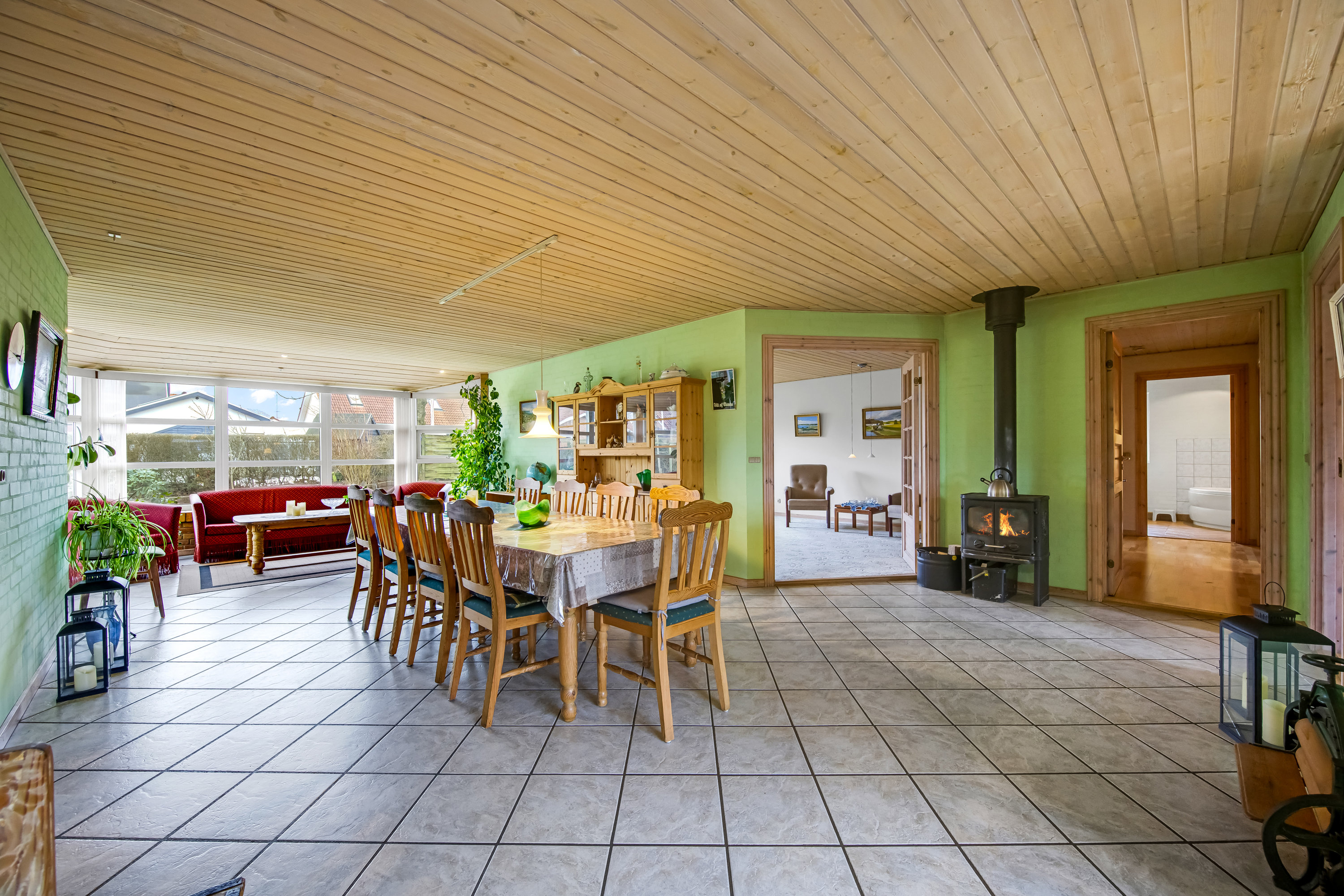 Fremhævet køkkenalrum billede i fuldskærmstilstand. Billede af Nørregaardsvej 14, Vorgod, 6920 Videbæk