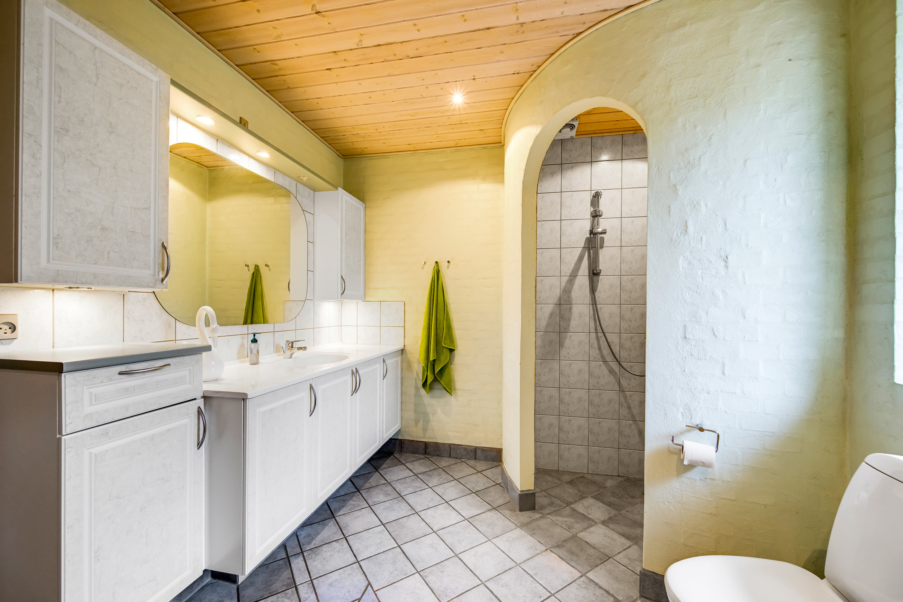 Fremhævet badeværelse billede i fuldskærmstilstand. Billede af Nørregaardsvej 14, Vorgod, 6920 Videbæk