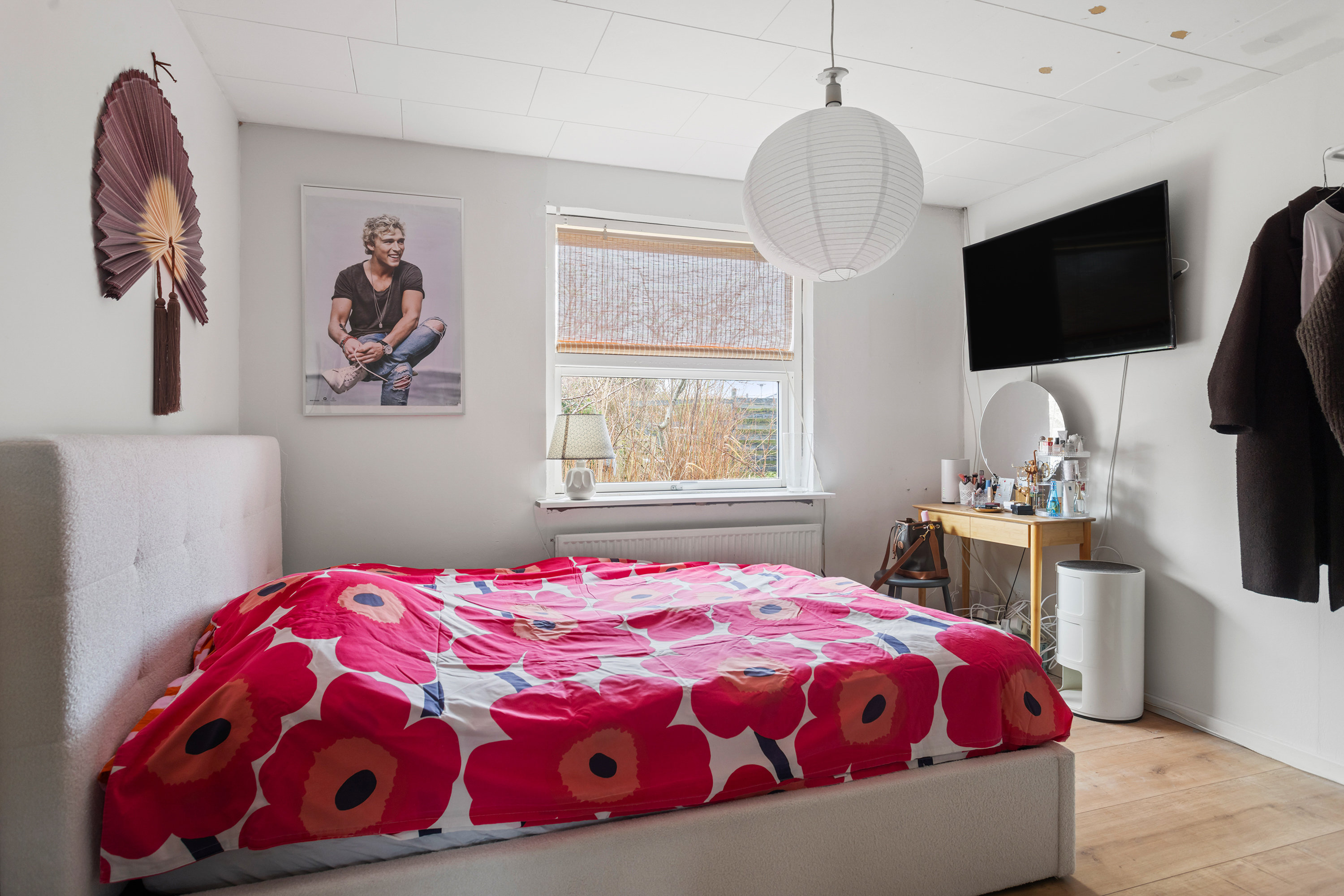 Fremhævet soveværelse billede i fuldskærmstilstand. Billede af Hyldevænget 19, Haldbjerg, 9900 Frederikshavn