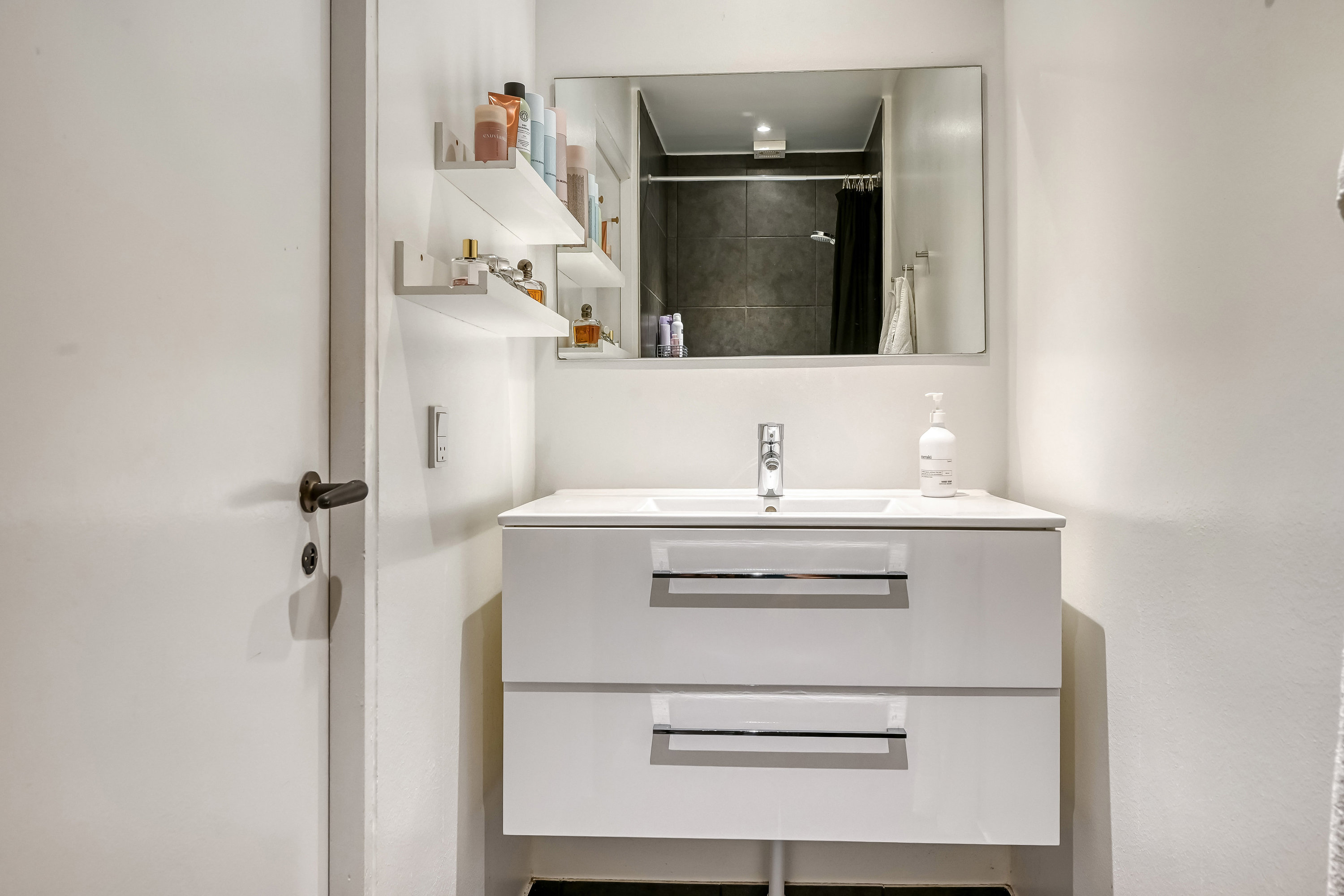 Fremhævet badeværelse billede i fuldskærmstilstand. Billede af Spangsbjerggade 3, 1. th., 6700 Esbjerg