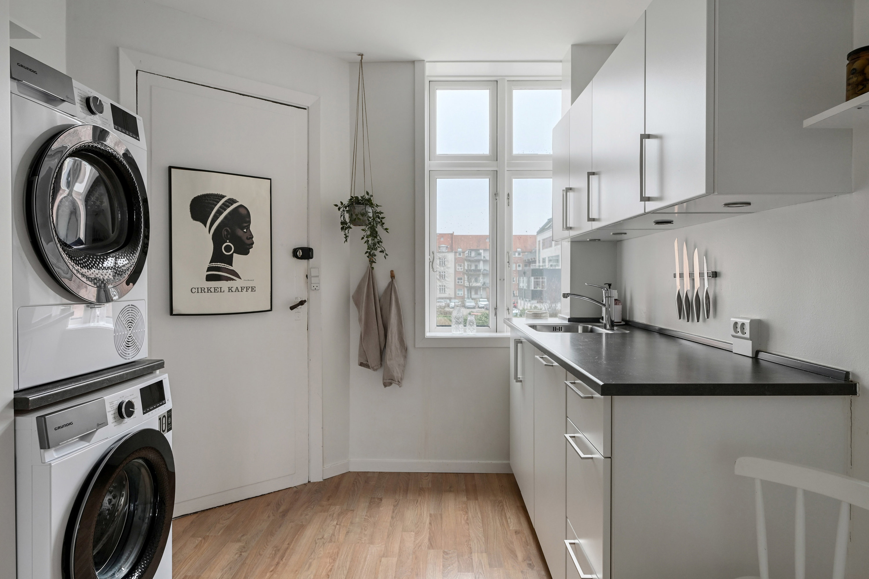 Fremhævet bryggers billede i fuldskærmstilstand. Billede af Spangsbjerggade 3, 1. th., 6700 Esbjerg