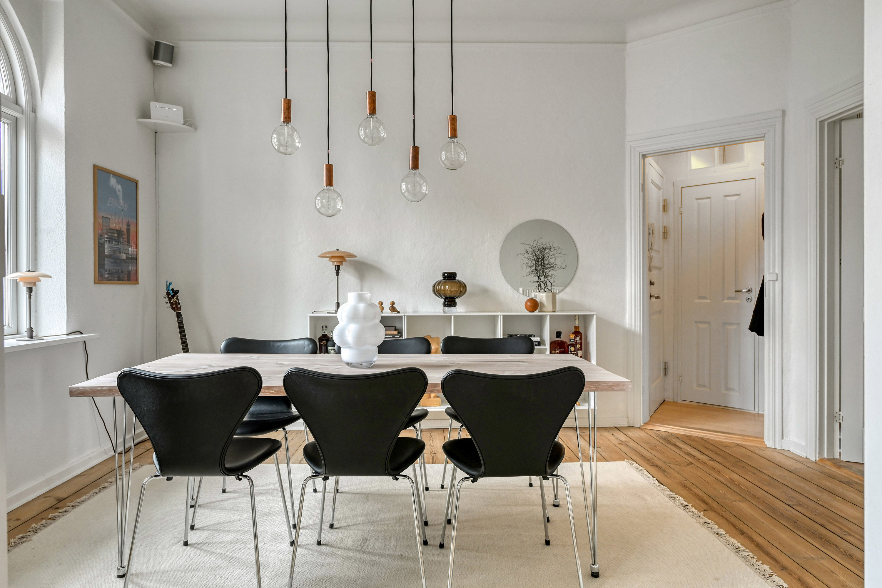 Fremhævet stue billede i fuldskærmstilstand. Billede af Spangsbjerggade 3, 1. th., 6700 Esbjerg