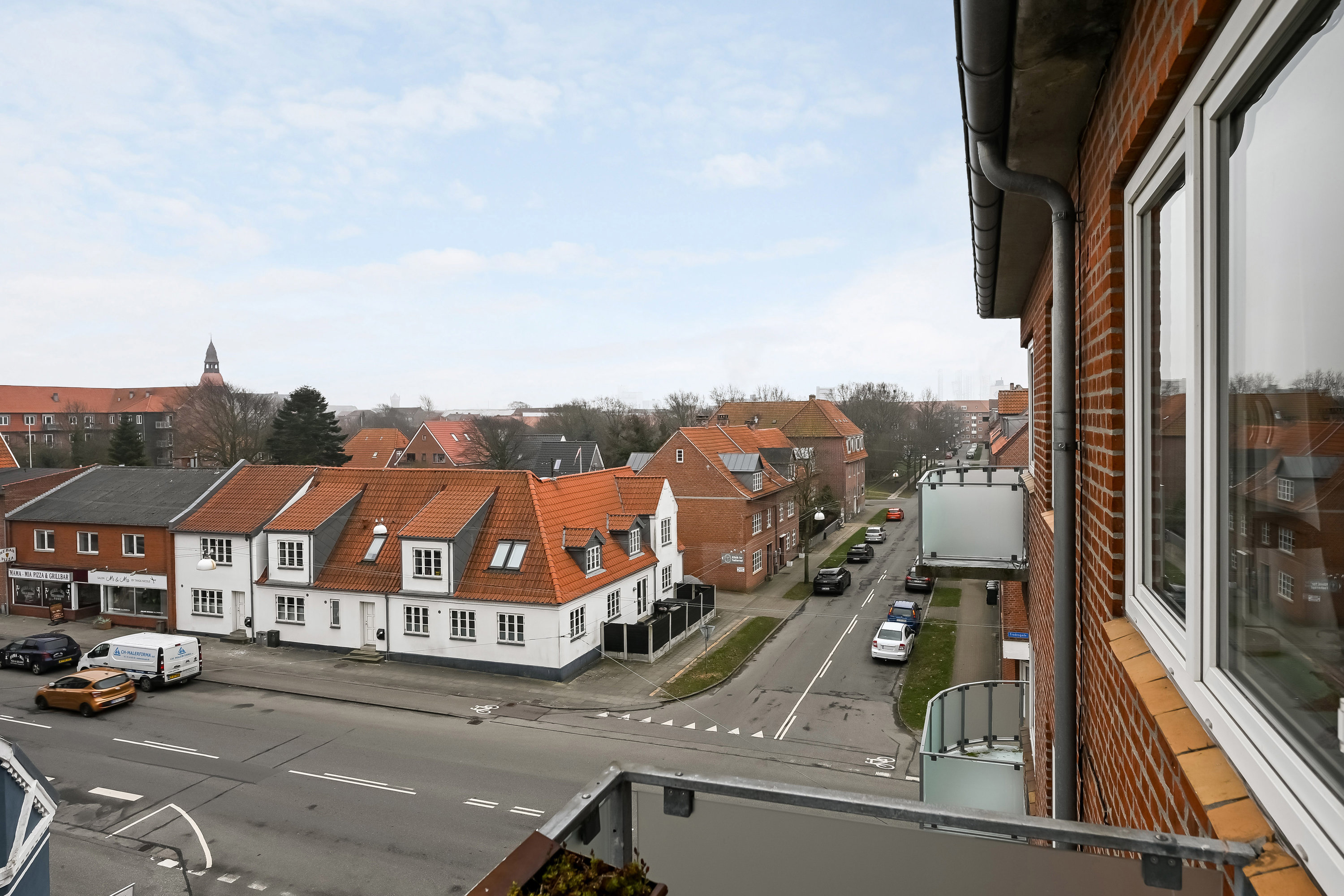 Fremhævet område billede i fuldskærmstilstand. Billede af Sjællandsgade 32, 3. tv., 6700 Esbjerg