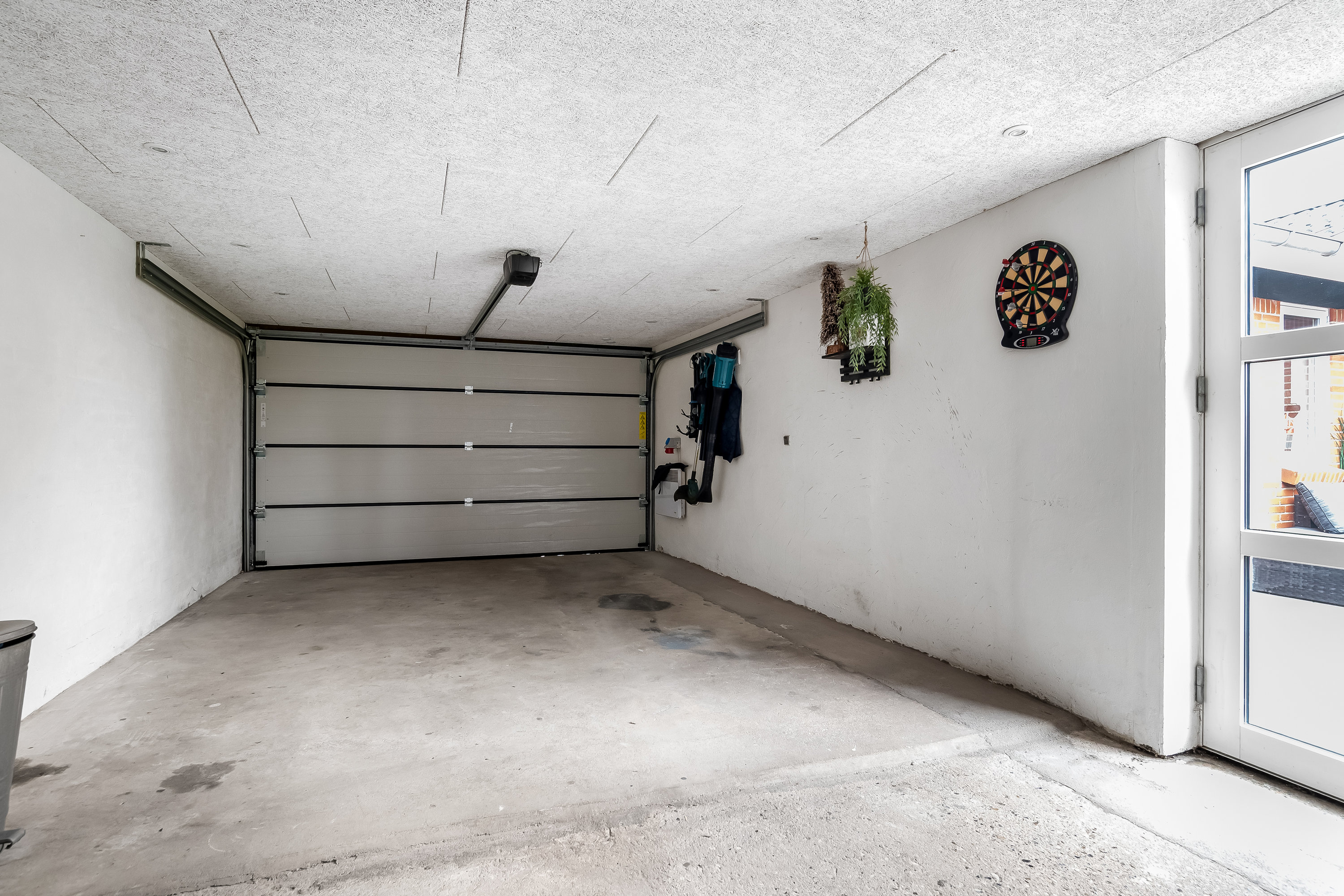 Fremhævet garage billede i fuldskærmstilstand. Billede af Haydnsvej 25, 7500 Holstebro