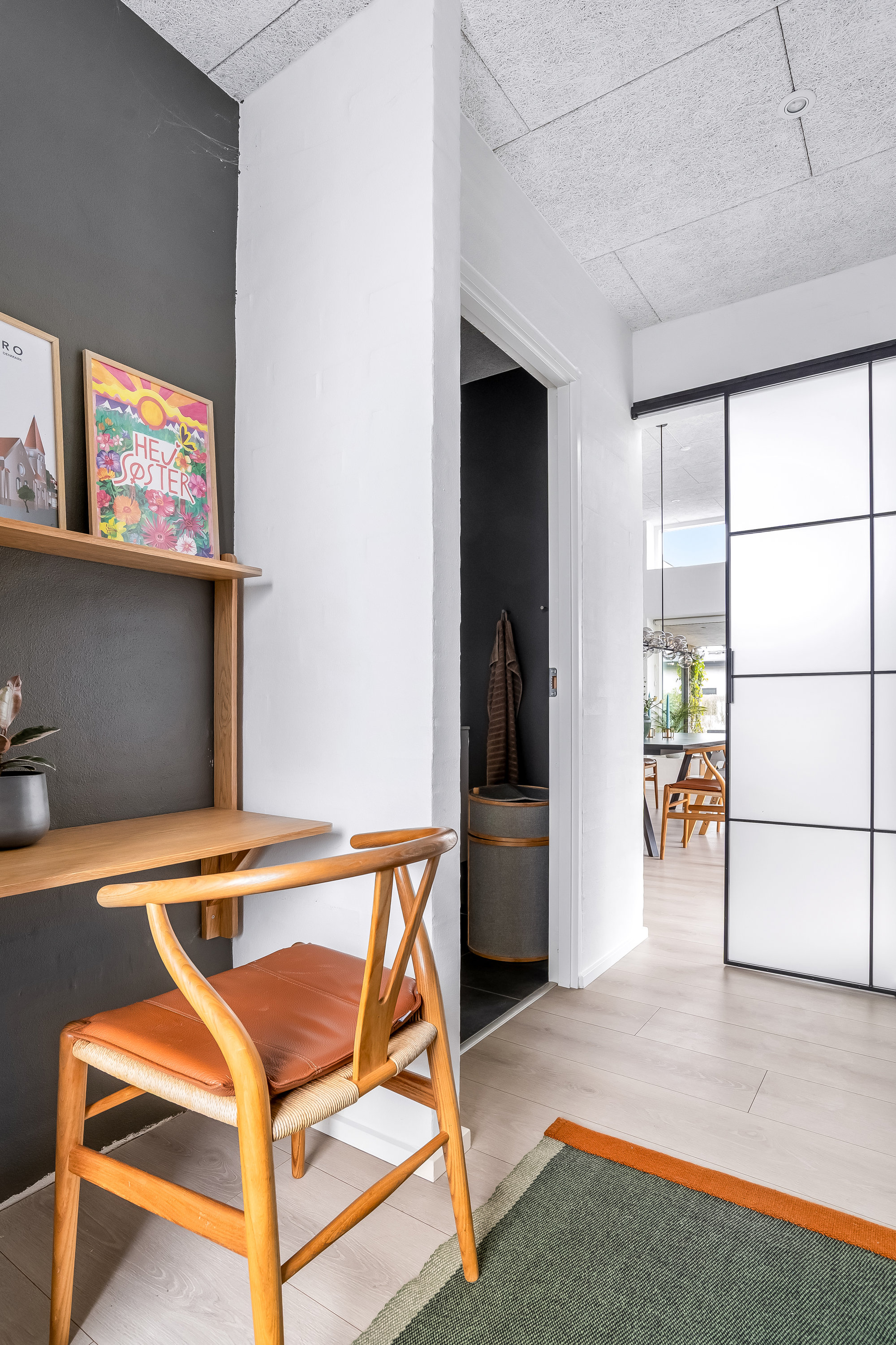 Fremhævet andet billede i fuldskærmstilstand. Billede af Hjelmen 8, Mejrup, 7500 Holstebro