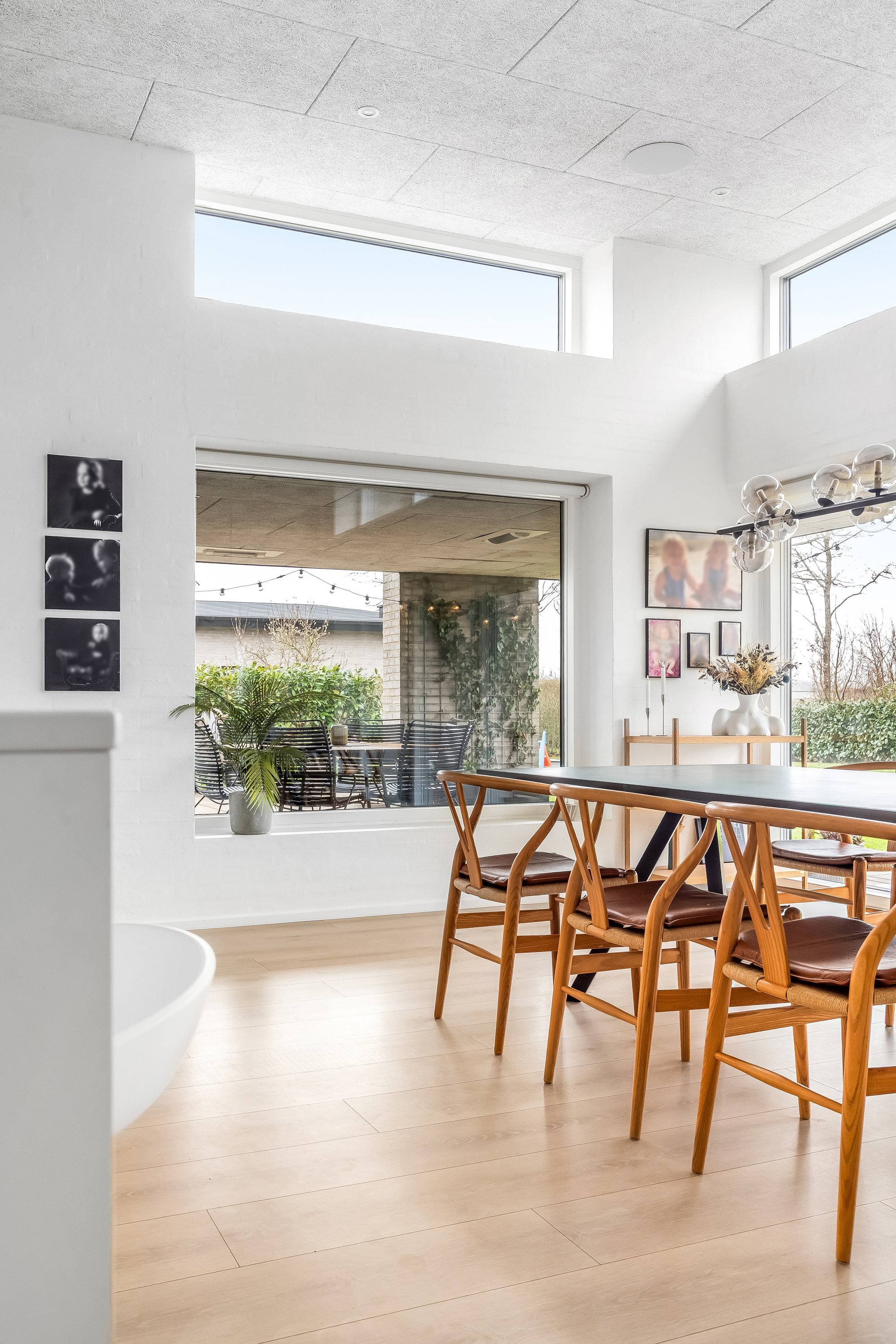 Fremhævet køkken alrum billede i fuldskærmstilstand. Billede af Hjelmen 8, Mejrup, 7500 Holstebro