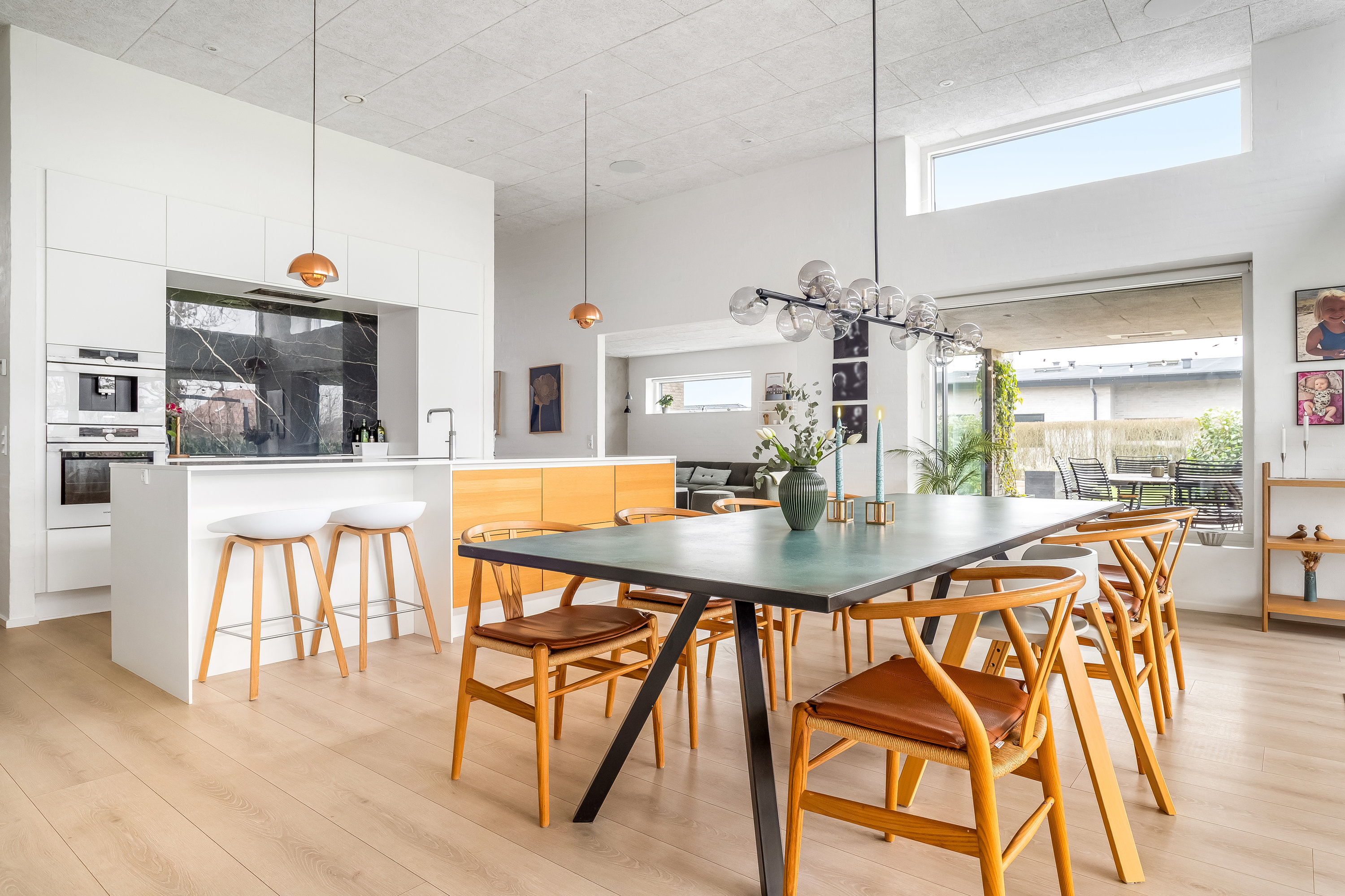 Fremhævet køkken alrum billede i fuldskærmstilstand. Billede af Hjelmen 8, Mejrup, 7500 Holstebro