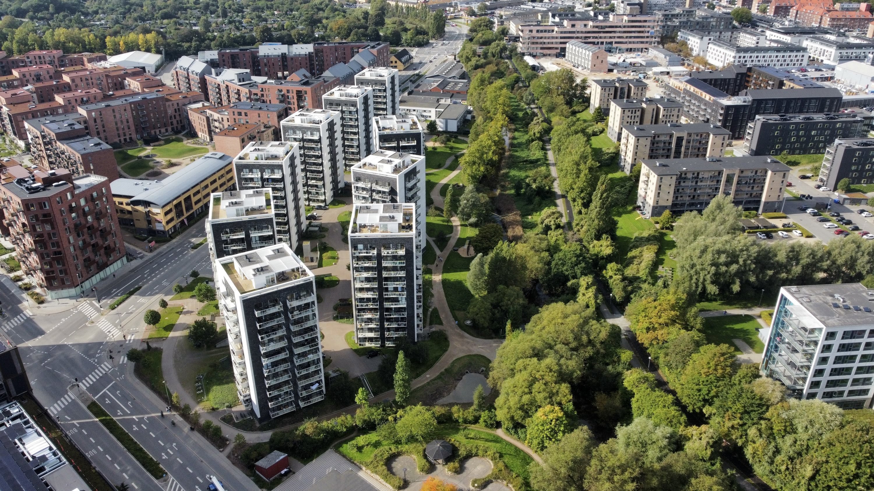 Fremhævet  billede i fuldskærmstilstand. Billede af Åhusene 11, st.. 3., 8000 Aarhus C