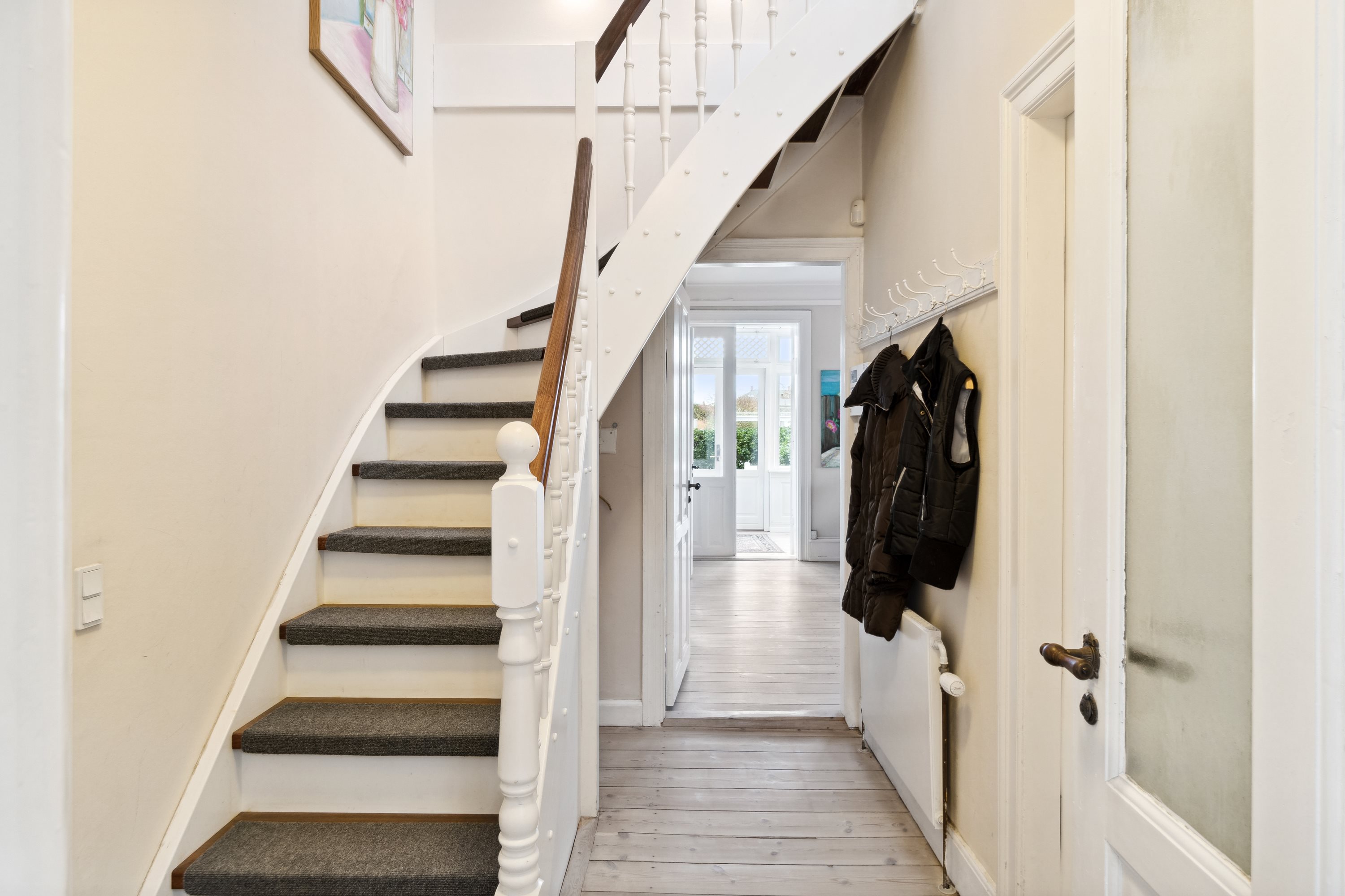 Fremhævet entré billede i fuldskærmstilstand. Billede af A R Friis Vej 9A, 3100 Hornbæk