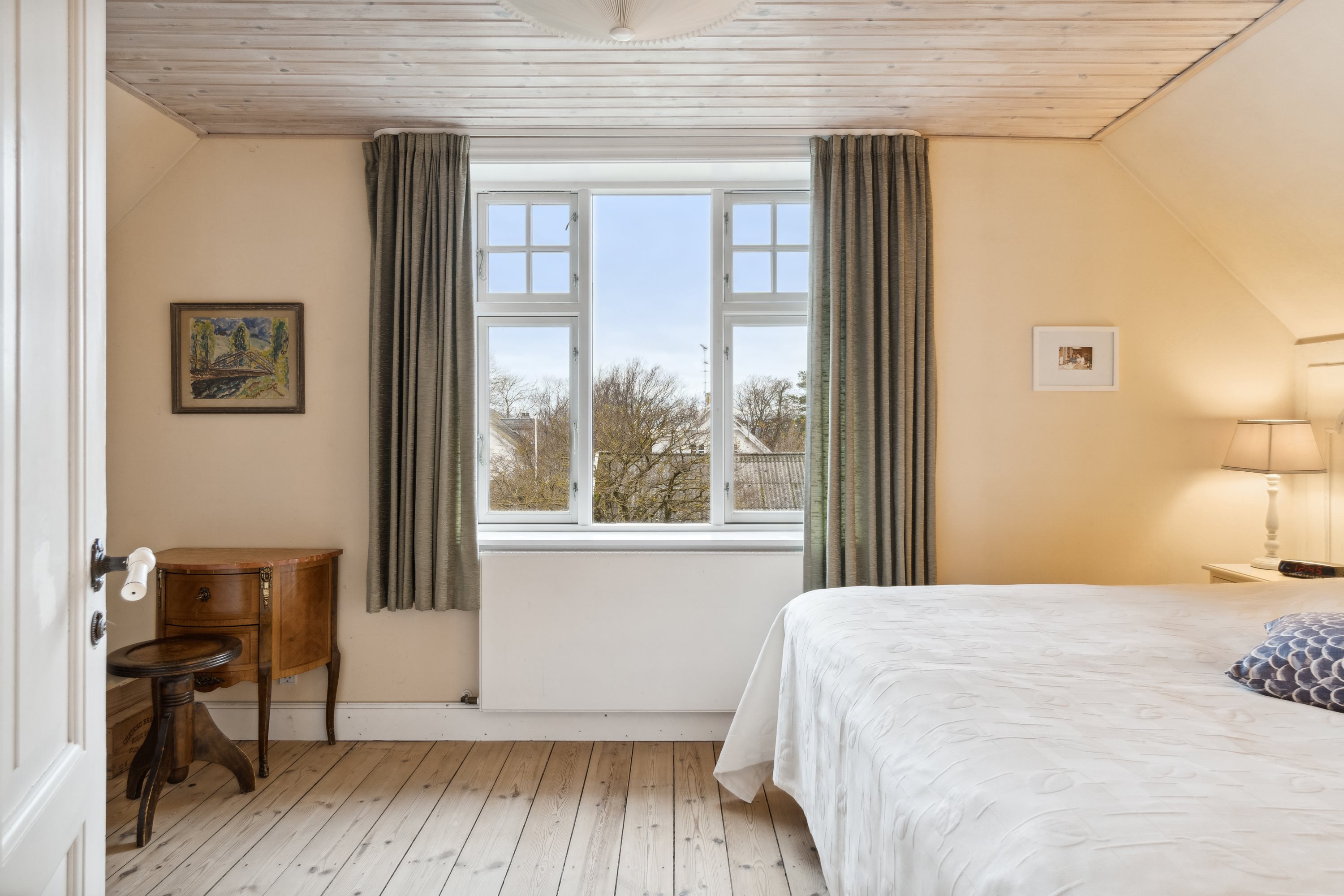 Fremhævet soveværelse billede i fuldskærmstilstand. Billede af A R Friis Vej 9A, 3100 Hornbæk