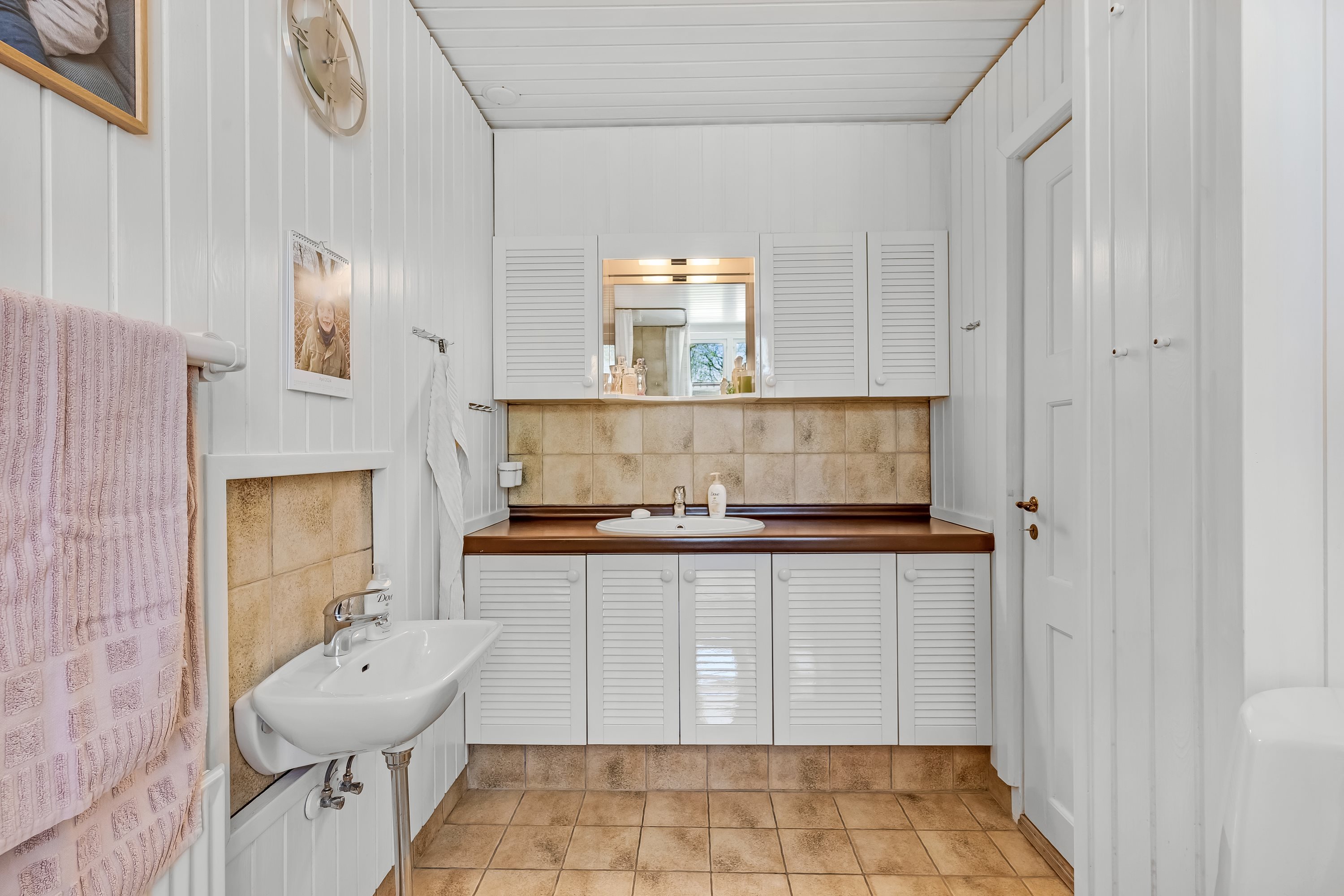 Fremhævet badeværelse billede i fuldskærmstilstand. Billede af Nørremøllevej 8, Lomborg, 7620 Lemvig