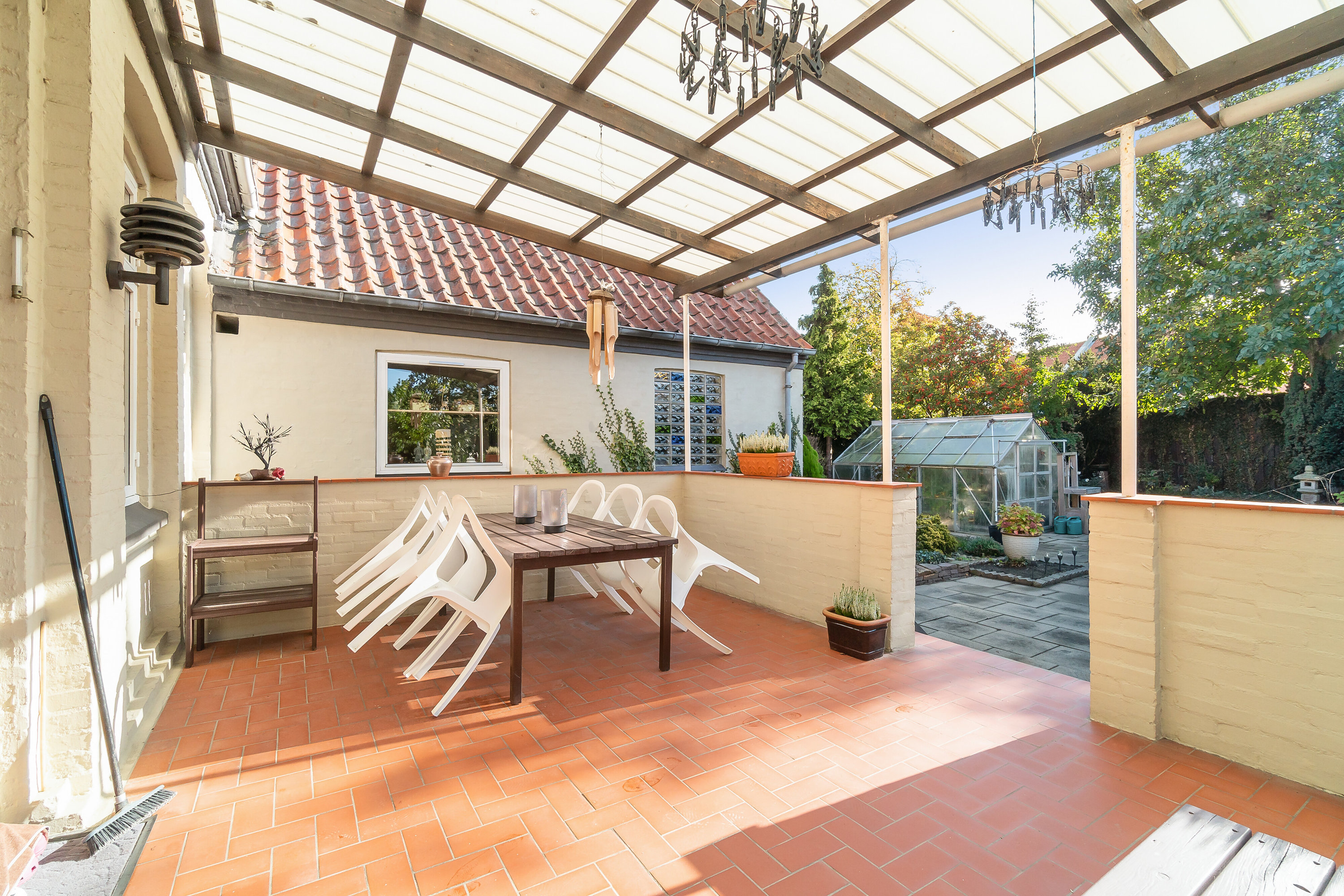 Fremhævet overdækket terrasse billede i fuldskærmstilstand. Billede af Storegade 70, 3700 Rønne