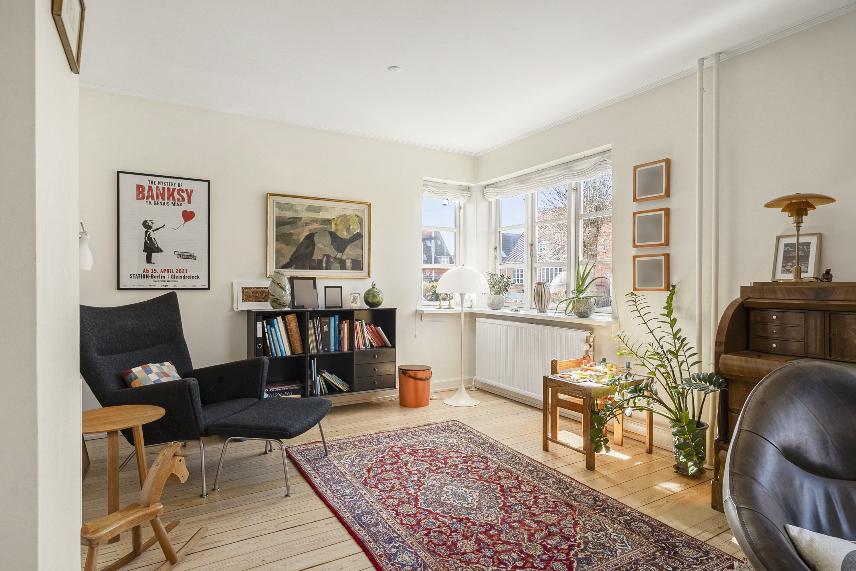 Fremhævet stue billede i fuldskærmstilstand. Billede af Mosegårdsvej 13, 5000 Odense C