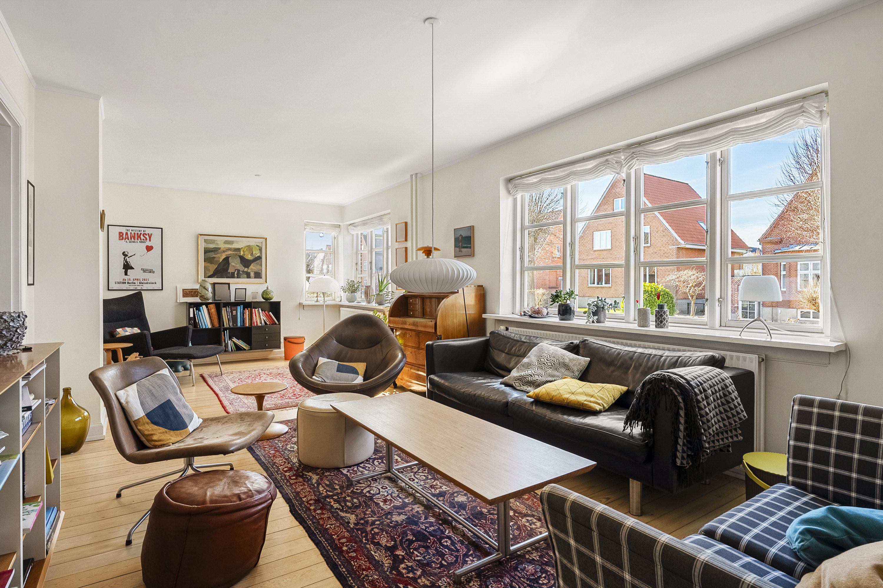 Fremhævet stue billede i fuldskærmstilstand. Billede af Mosegårdsvej 13, 5000 Odense C