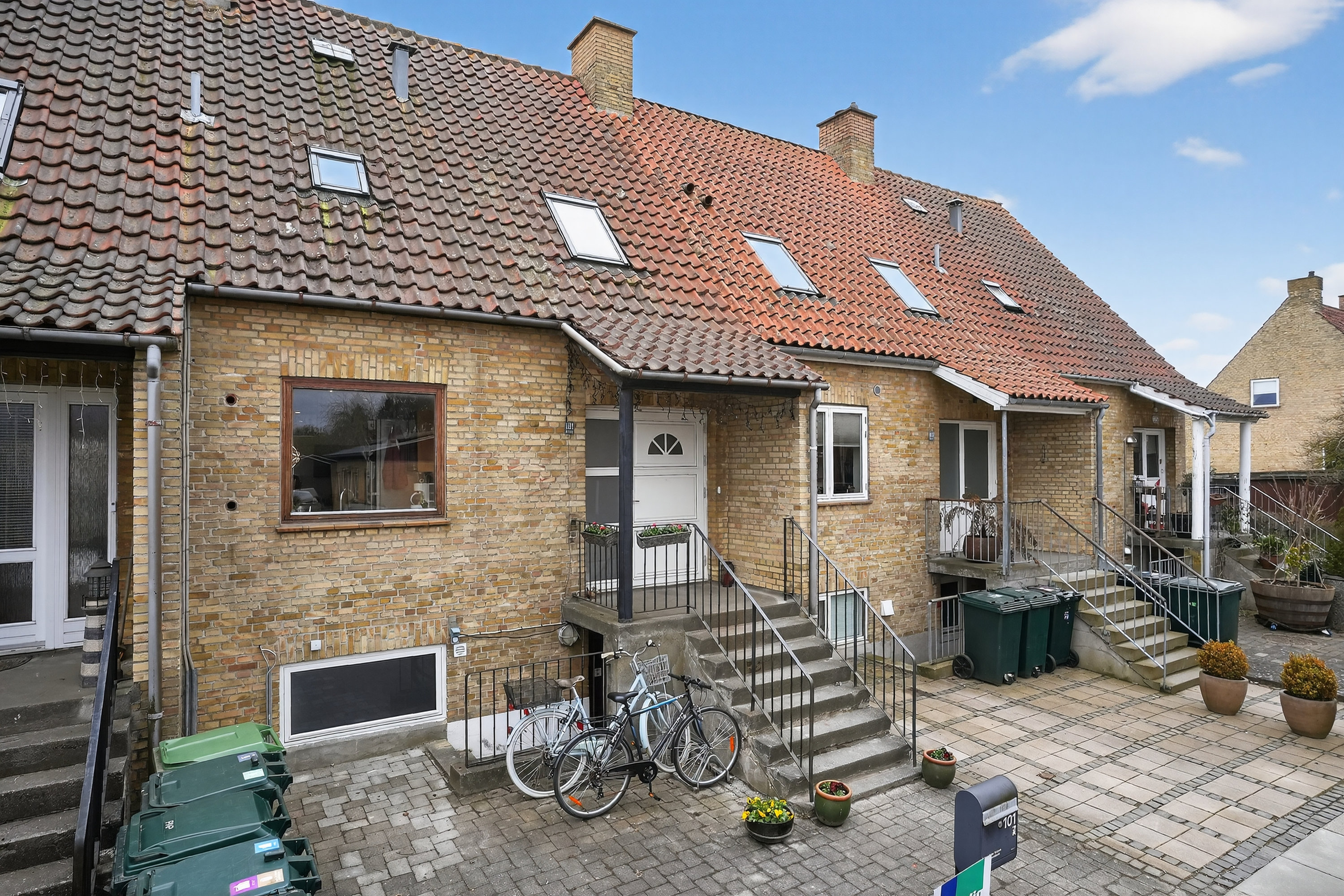 Fremhævet ejendommen billede i fuldskærmstilstand. Billede af Maj Alle 101, 2860 Søborg