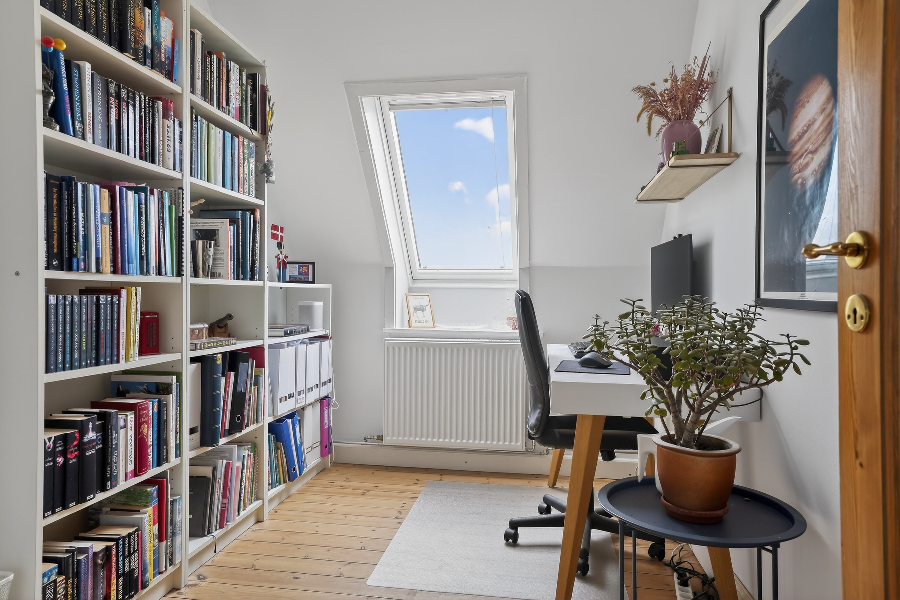 Fremhævet værelse billede i fuldskærmstilstand. Billede af Maj Alle 101, 2860 Søborg