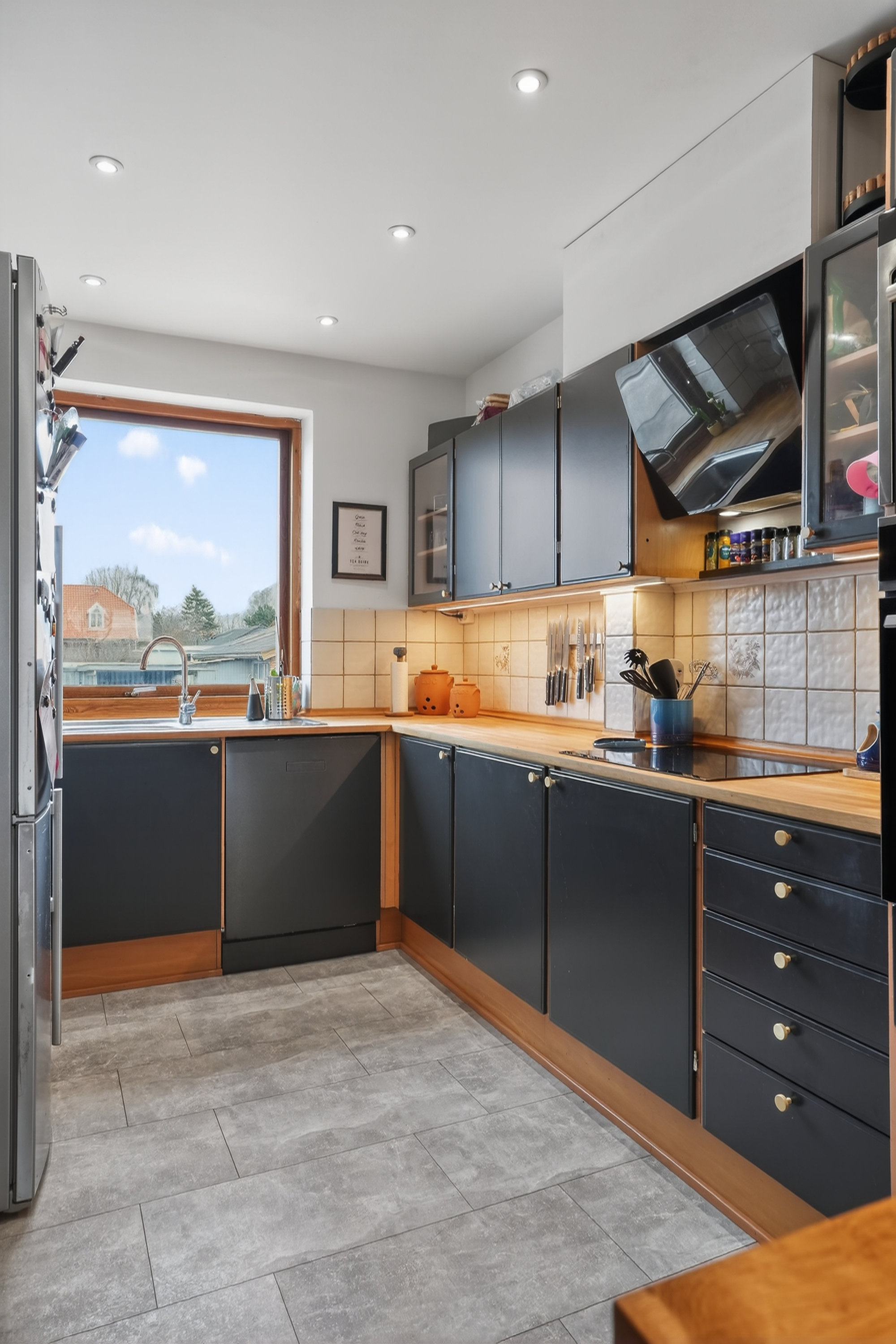 Fremhævet køkken billede i fuldskærmstilstand. Billede af Maj Alle 101, 2860 Søborg